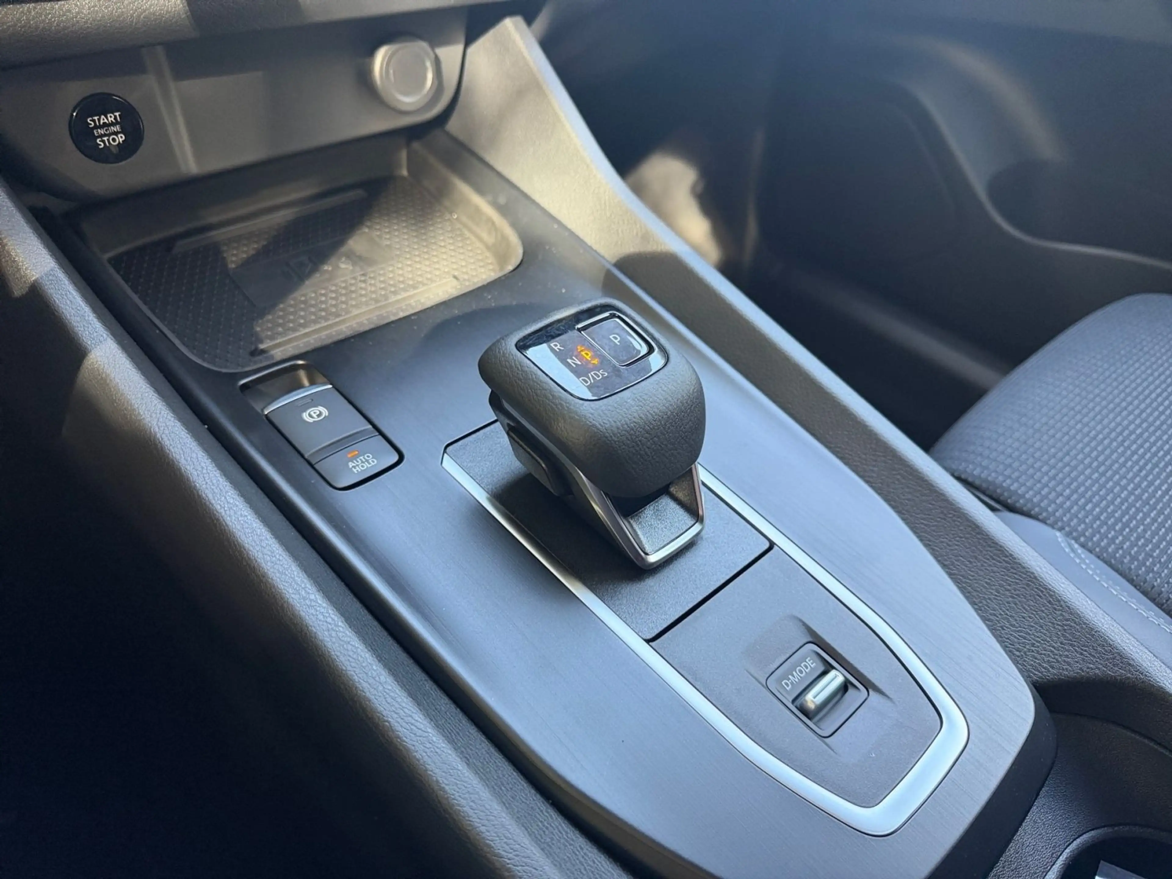 Nissan Qashqai QASHQAI N-CONNECTA MHEV AT - SHZ LHZ EHKL 360CAM — photo 14