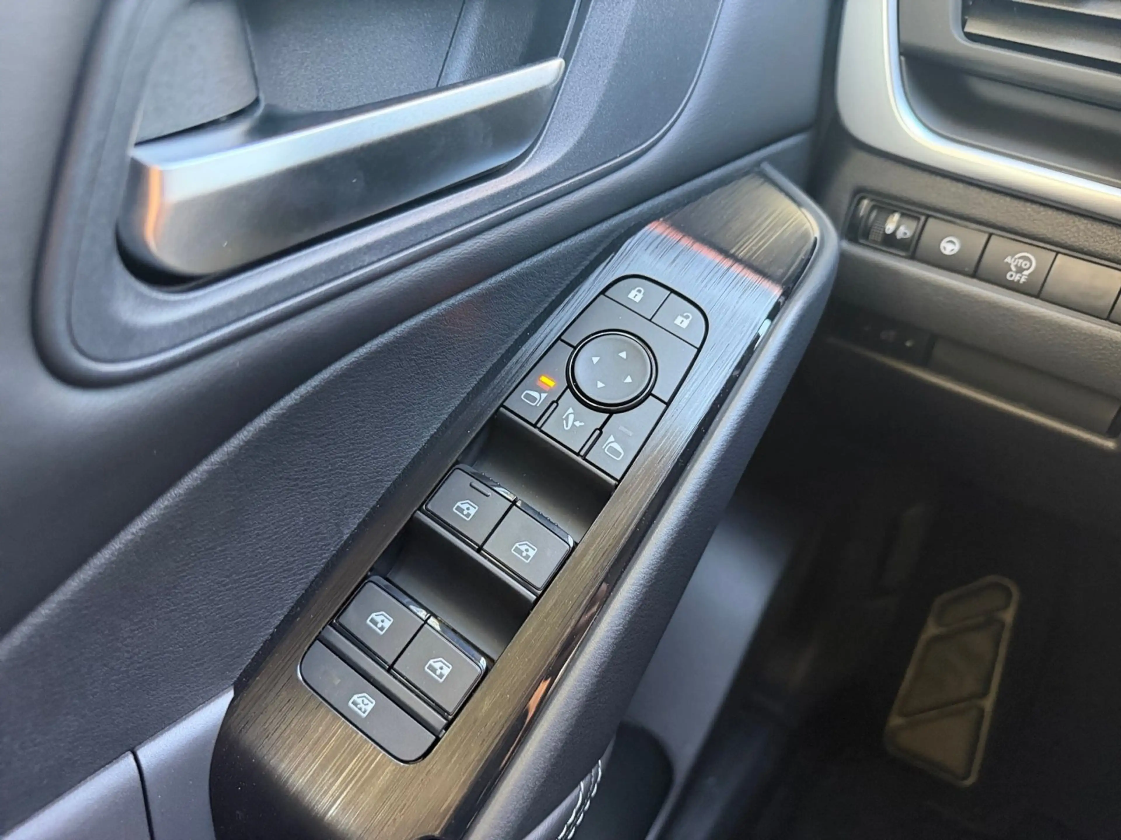 Nissan Qashqai QASHQAI N-CONNECTA MHEV AT - SHZ LHZ EHKL 360CAM — photo 15