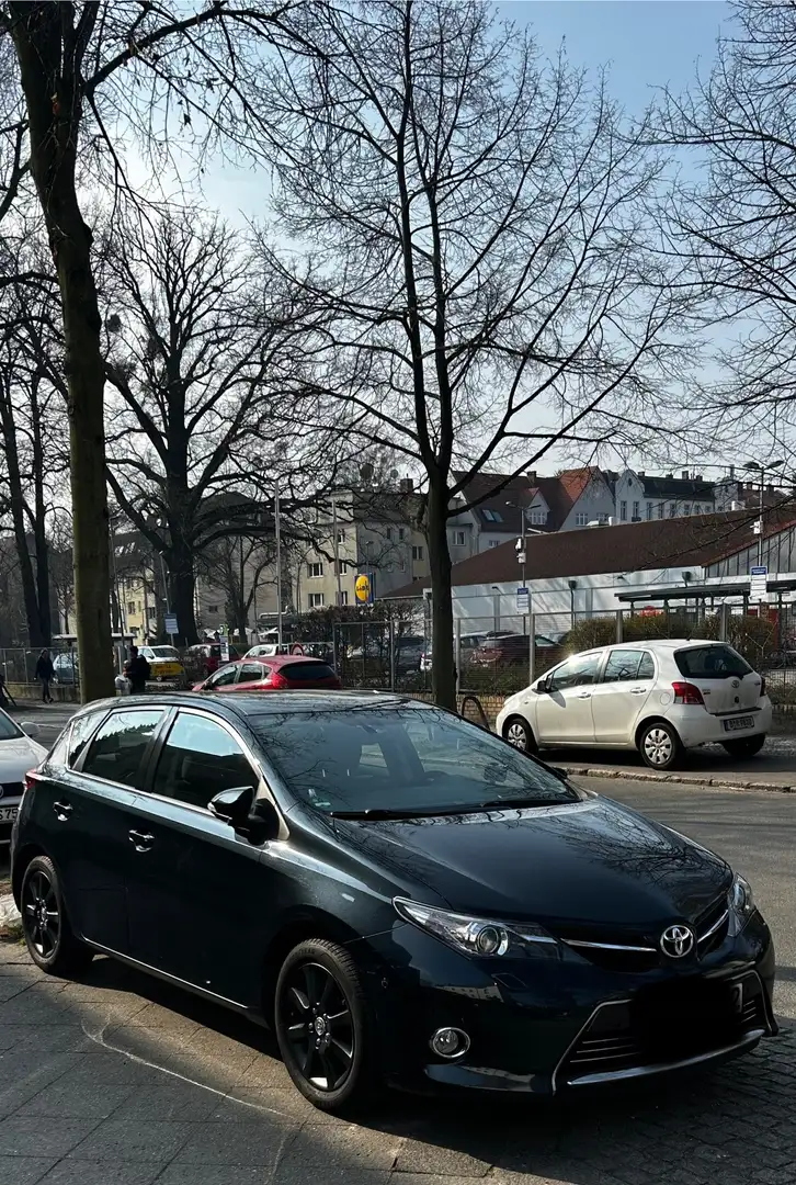Toyota Auris 1.6 Executive - 2