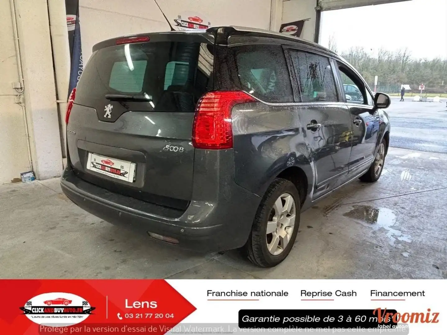Peugeot 5008 1.6HDI 115 CHV FINITION PREMIUM // CLIM AUTOMATIQUE / RADAR AR / REGULATEUR Grau - 2