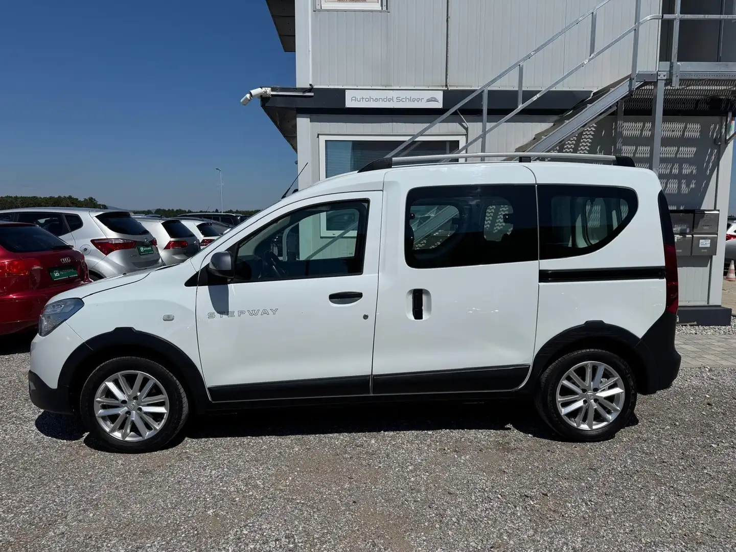Dacia Dokker Dokker Stepway TCe 130 PF Stepway_1 Besitzer Weiß - 2