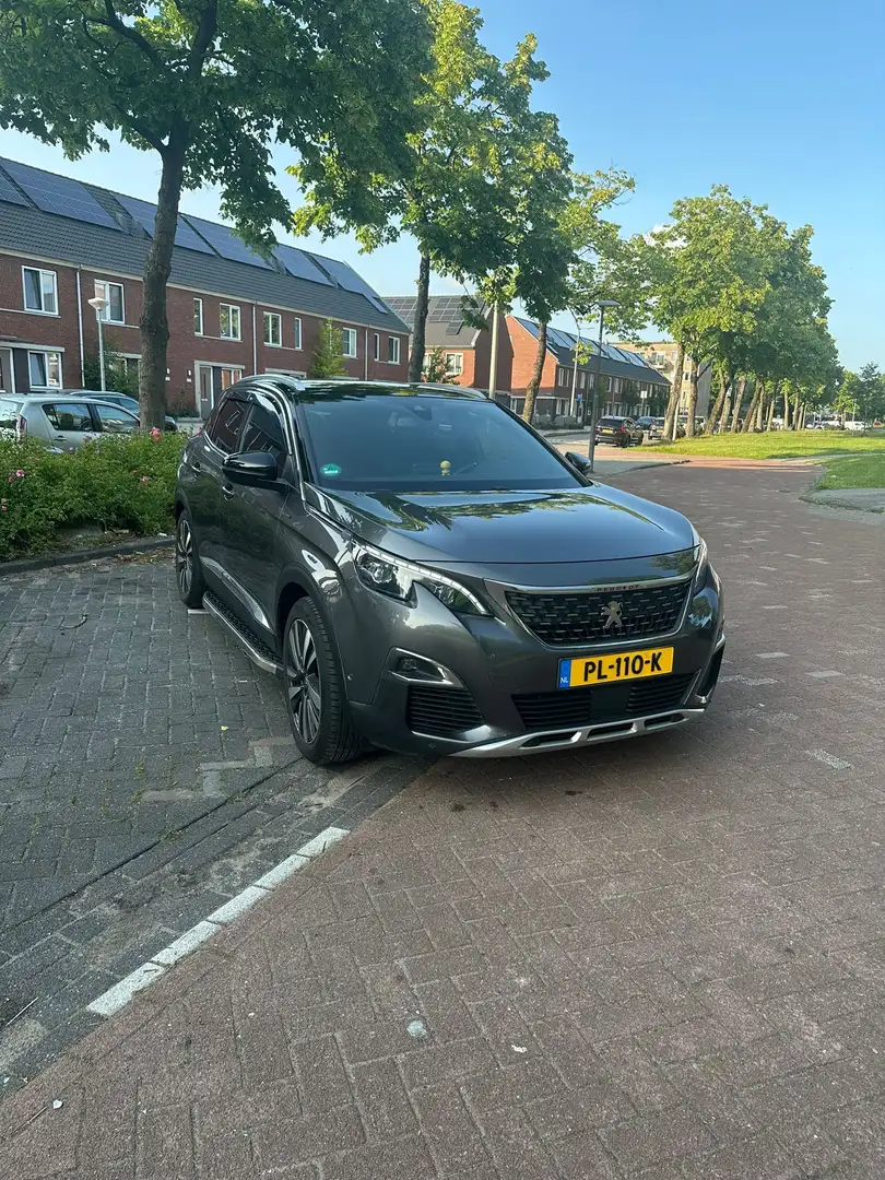 Peugeot 3008 1.2 PureTech GT Line Grijs - 1