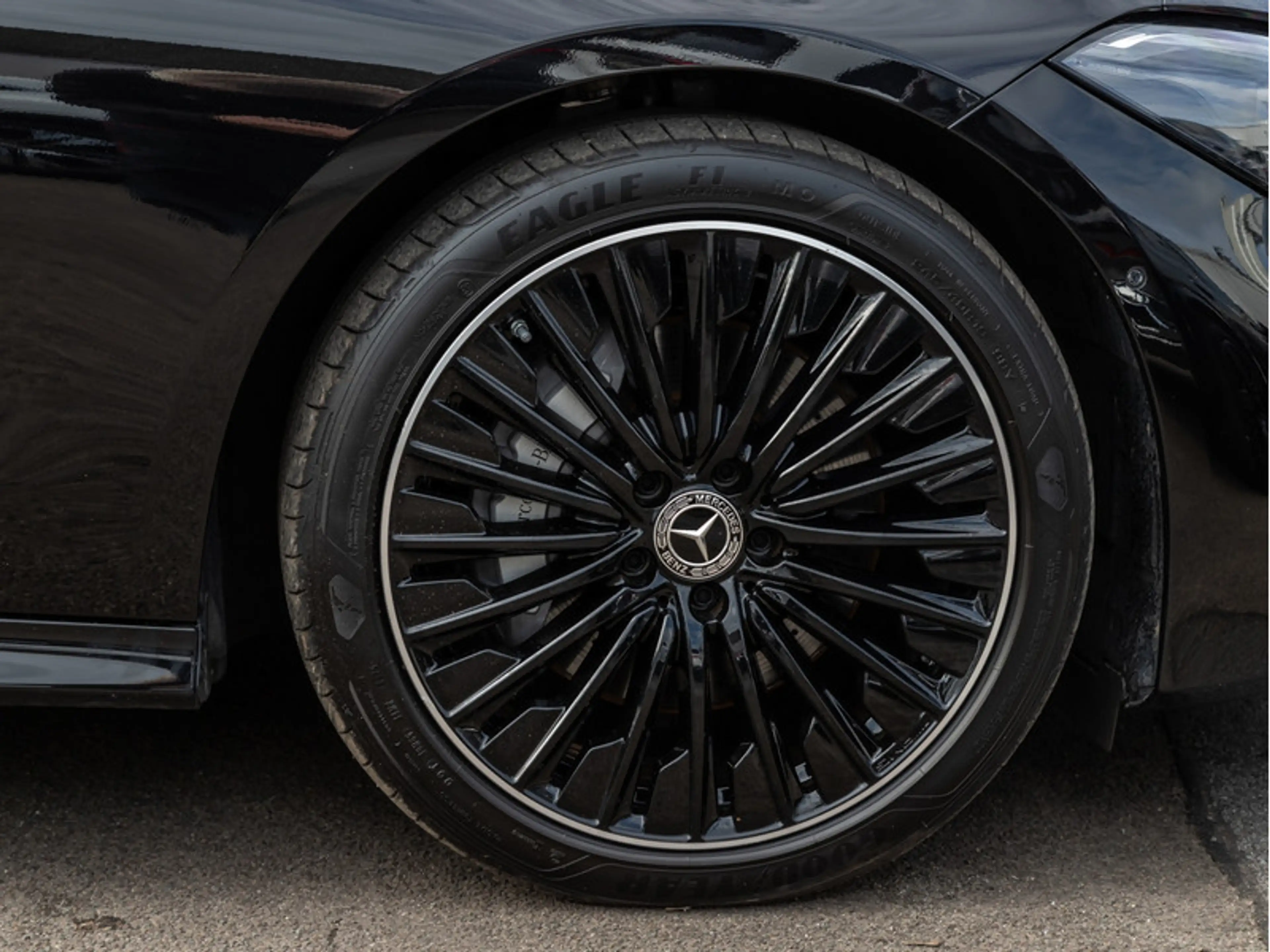 Mercedes-Benz CLE 300 4M Coupé AMG-Sport/DIGITAL/Pano/Distr/19 — photo 8