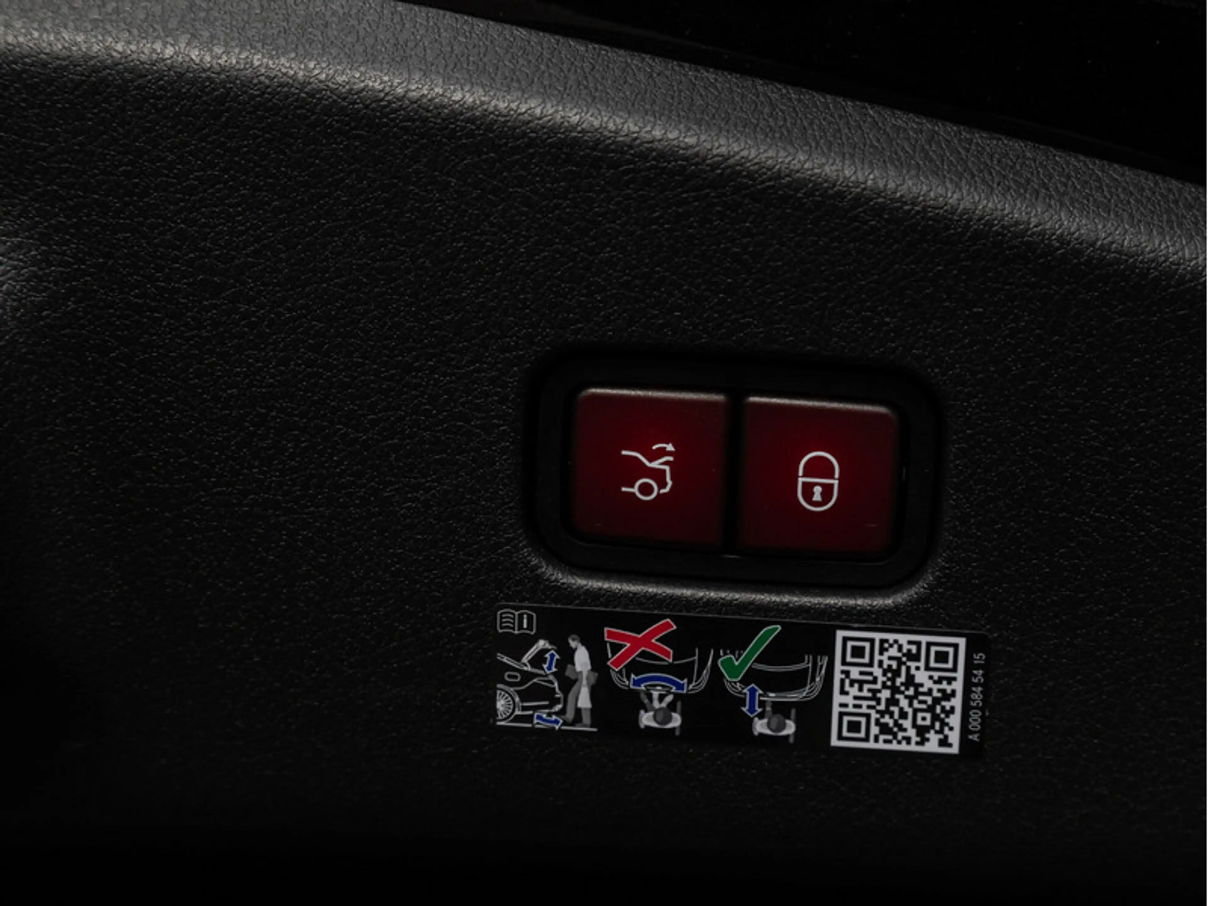 Mercedes-Benz CLE 300 4M Coupé AMG-Sport/DIGITAL/Pano/Distr/19 — photo 7