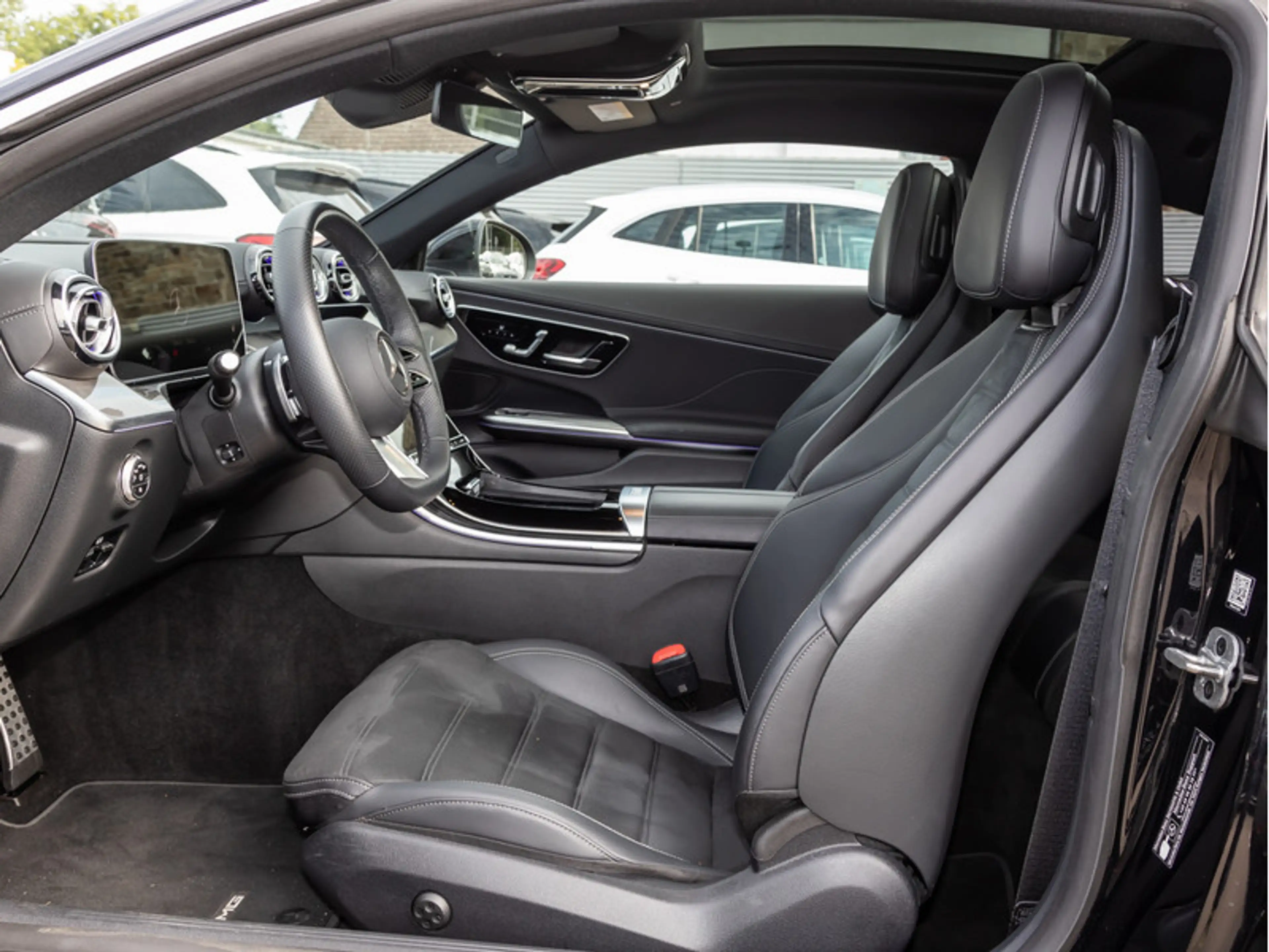 Mercedes-Benz CLE 300 4M Coupé AMG-Sport/DIGITAL/Pano/Distr/19 — photo 12