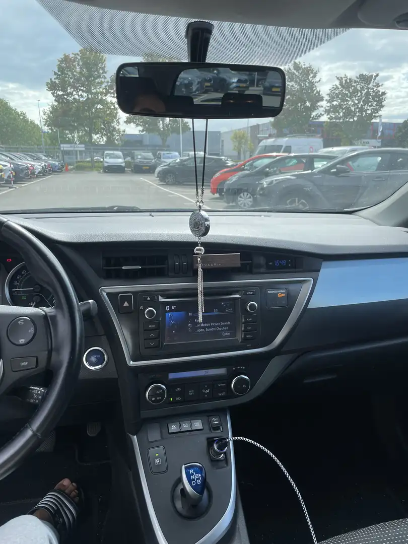 Toyota Auris 1.8 Hybr. Aspiration Szürke - 2