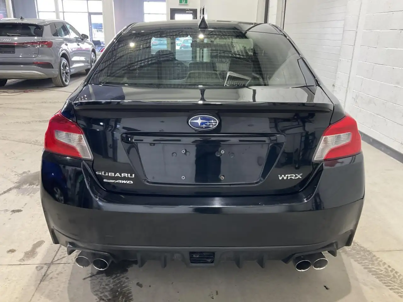 Subaru WRX снимка Subaru WRX