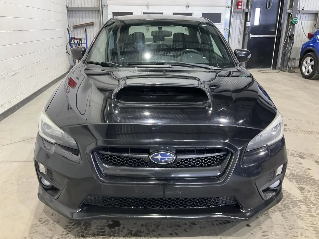 Subaru WRX снимка Subaru WRX