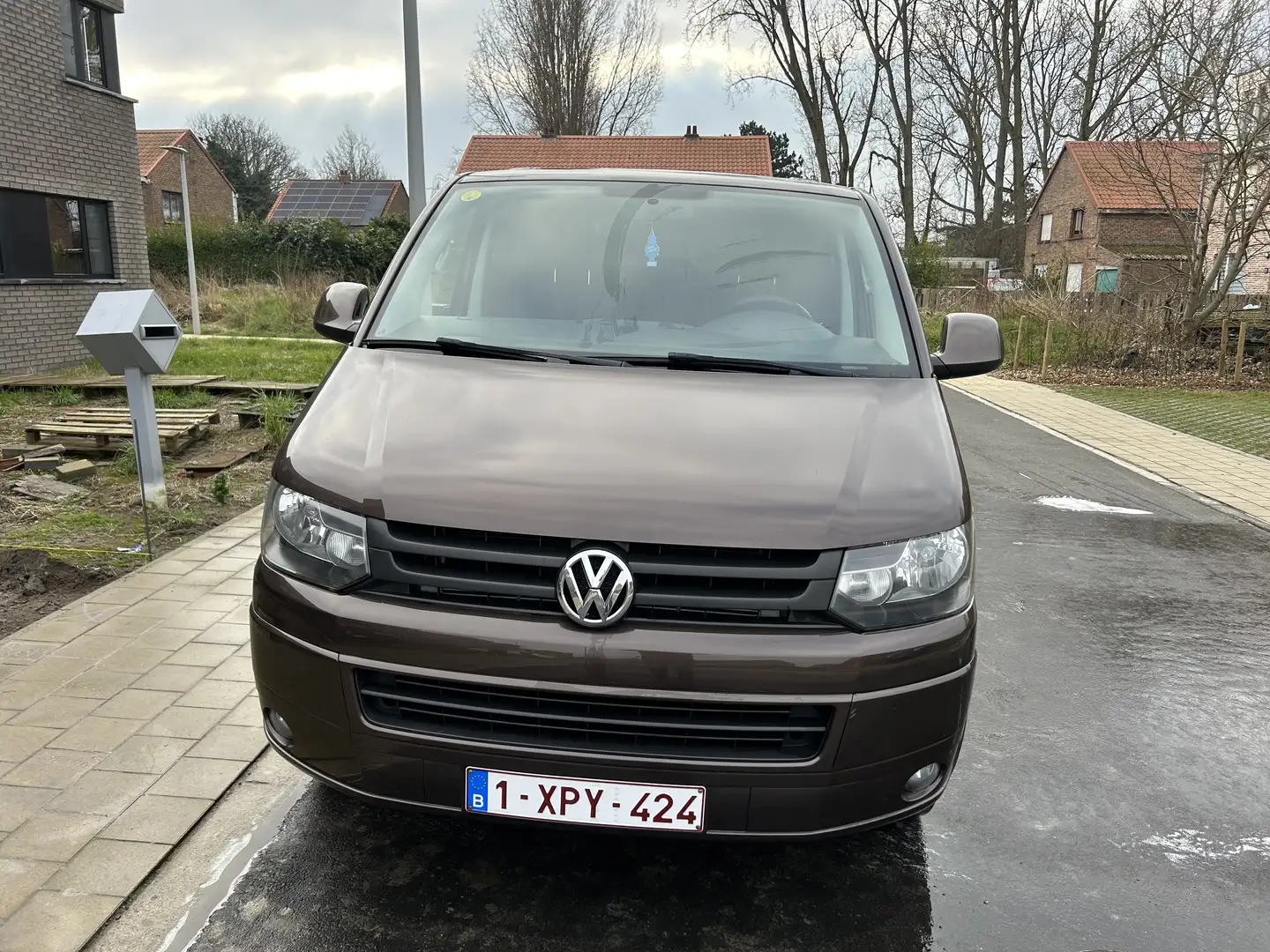 Volkswagen Transporter T5 dubbele cabine Bruin - 2