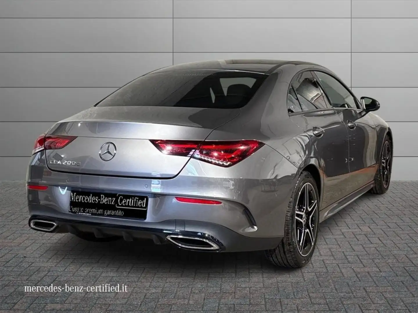 Mercedes-Benz CLA 200 d Automatic Premium Grey - 2