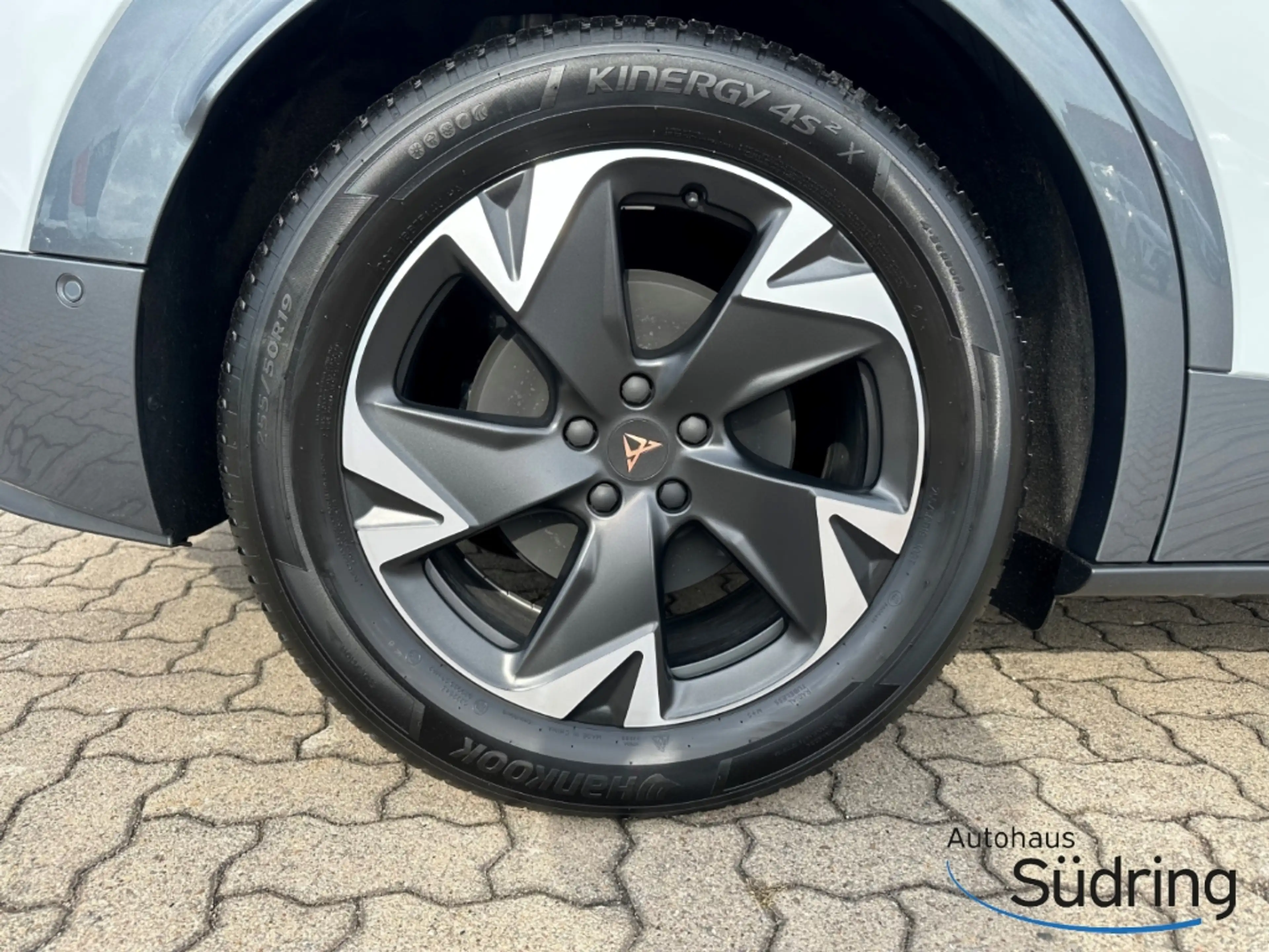 CUPRA Tavascan Endurance Navi Sennheiser Wärmepumpe — photo 8