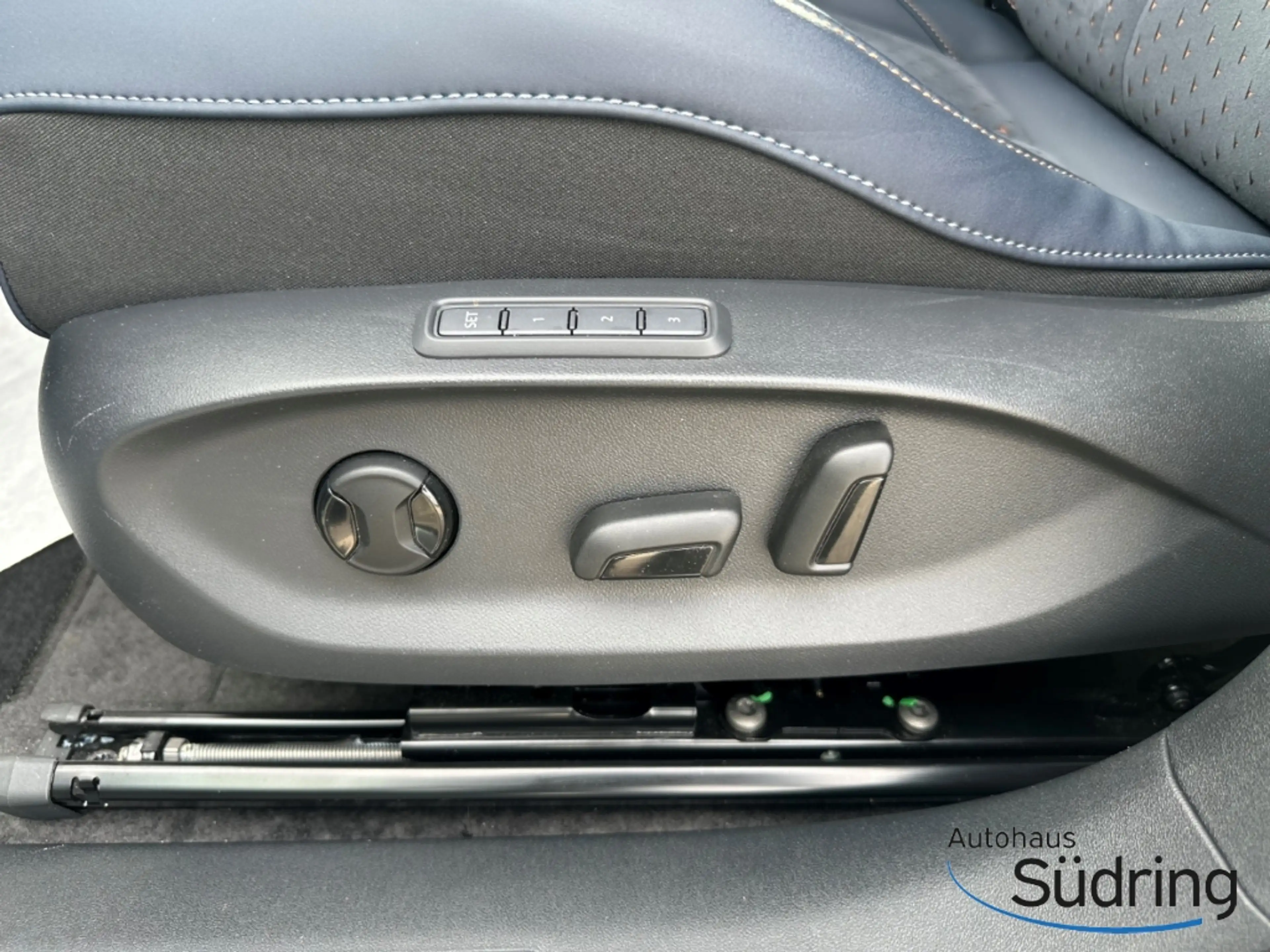 CUPRA Tavascan Endurance Navi Sennheiser Wärmepumpe — photo 14