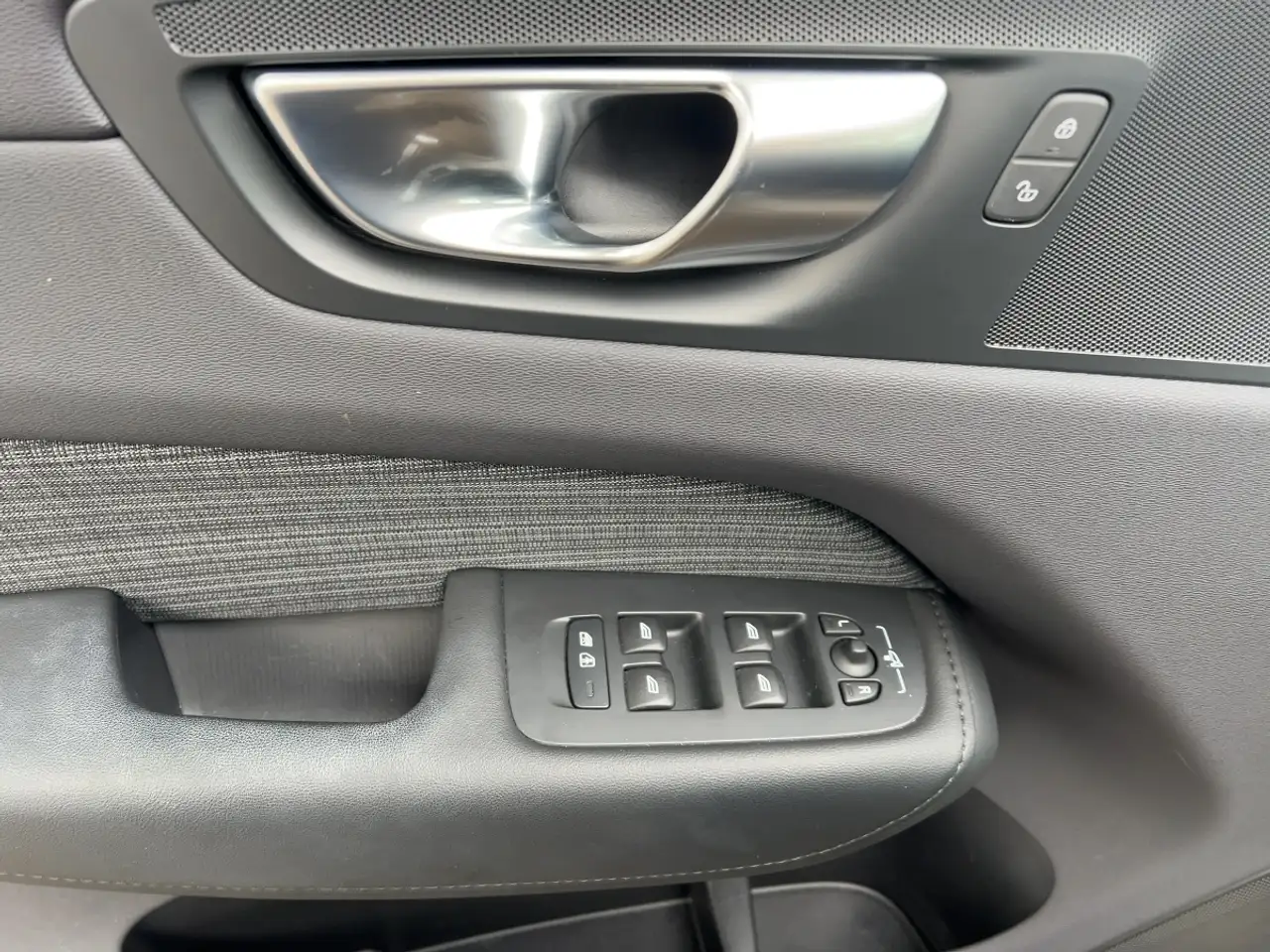 Volvo XC60 T6 AWD Inscription Expr. Plug-In PDC KLIMA, миниатюра 17