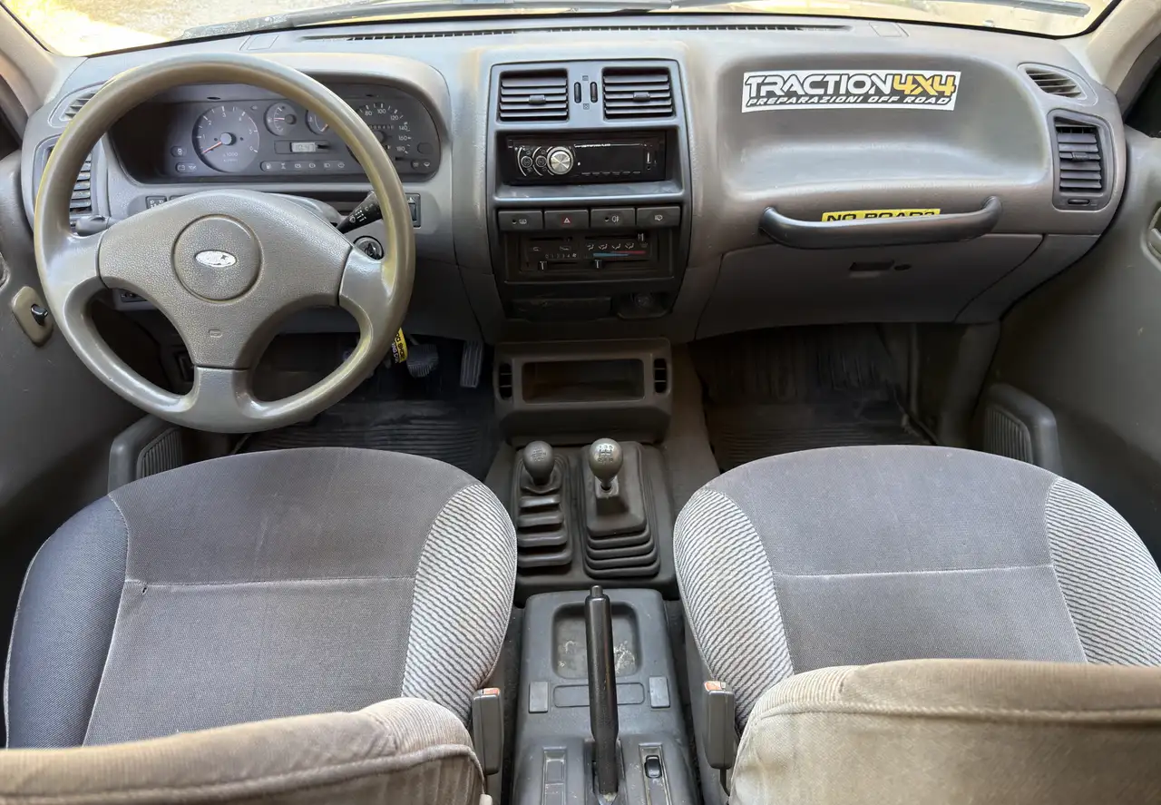 Nissan Terrano 3p 2.7 td SLX, foto 10