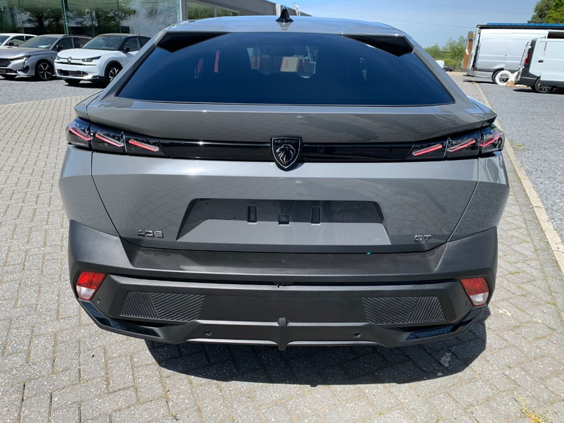 Peugeot 408 Hybrid 145 GT — photo 5