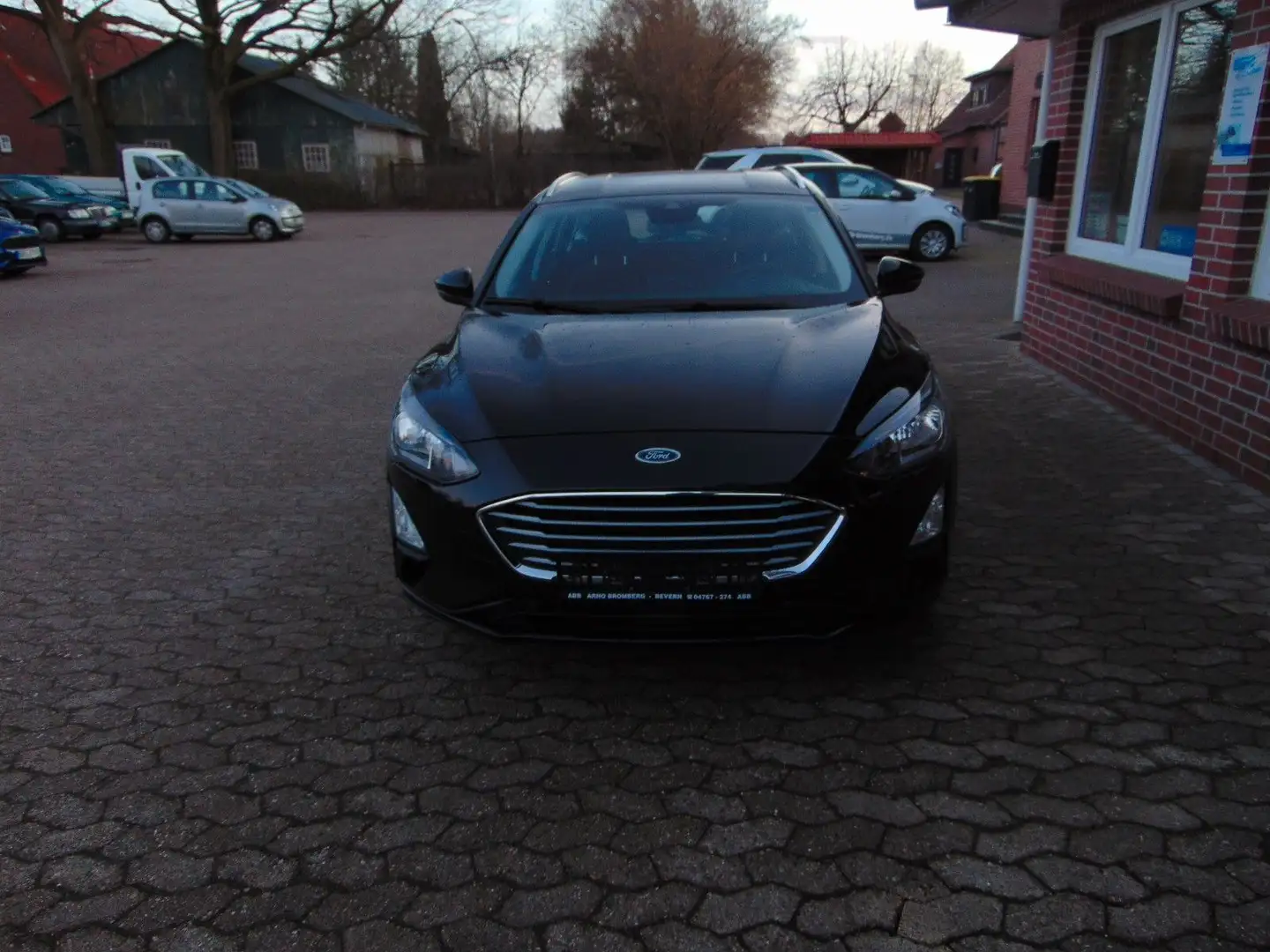 Ford Focus Turnier Cool & Connect Schwarz - 2
