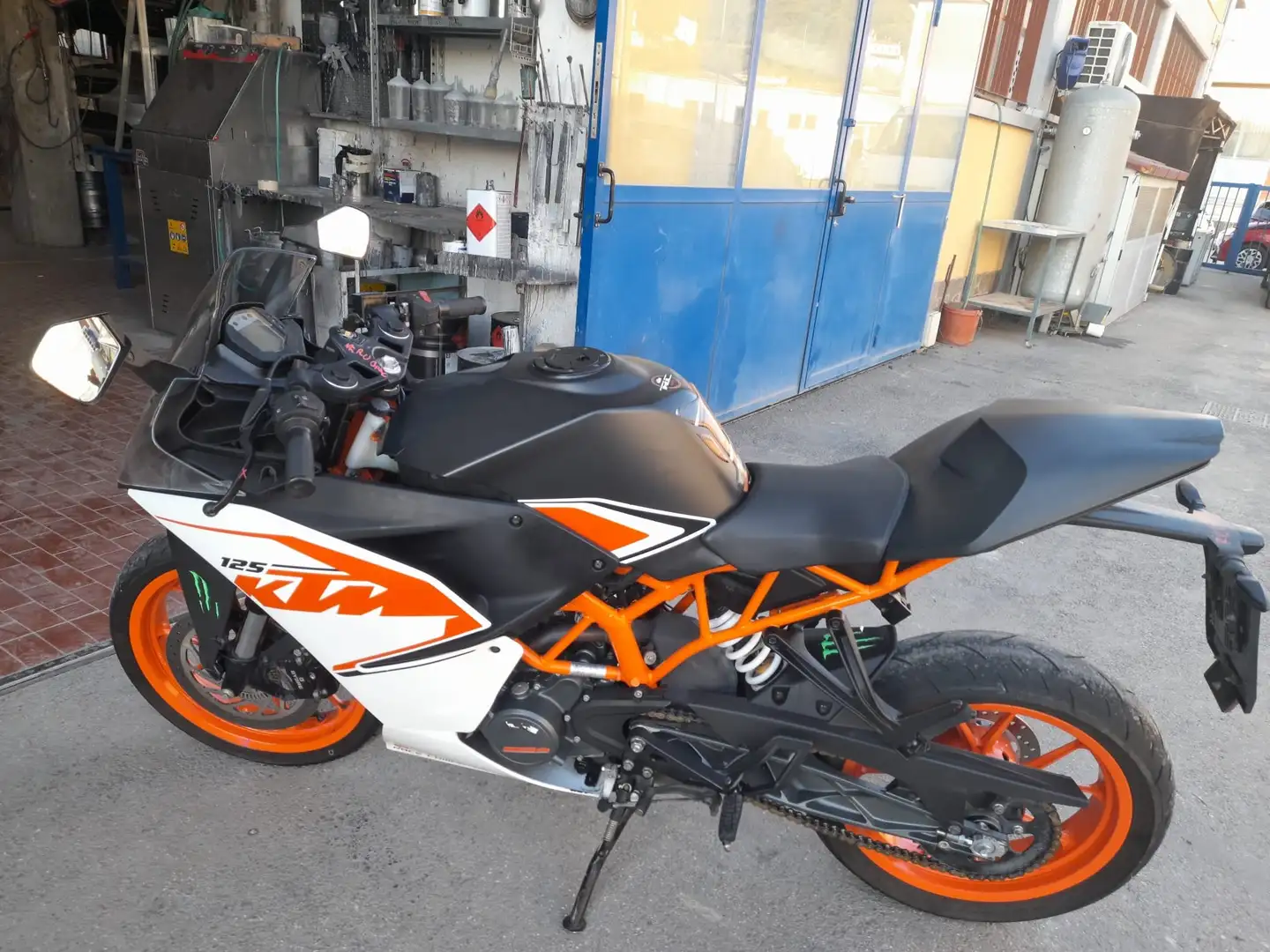 KTM RC 125 PREZZO AFFARE - 50% DEL REALE VALORE DI MERCATO Arancione - 2