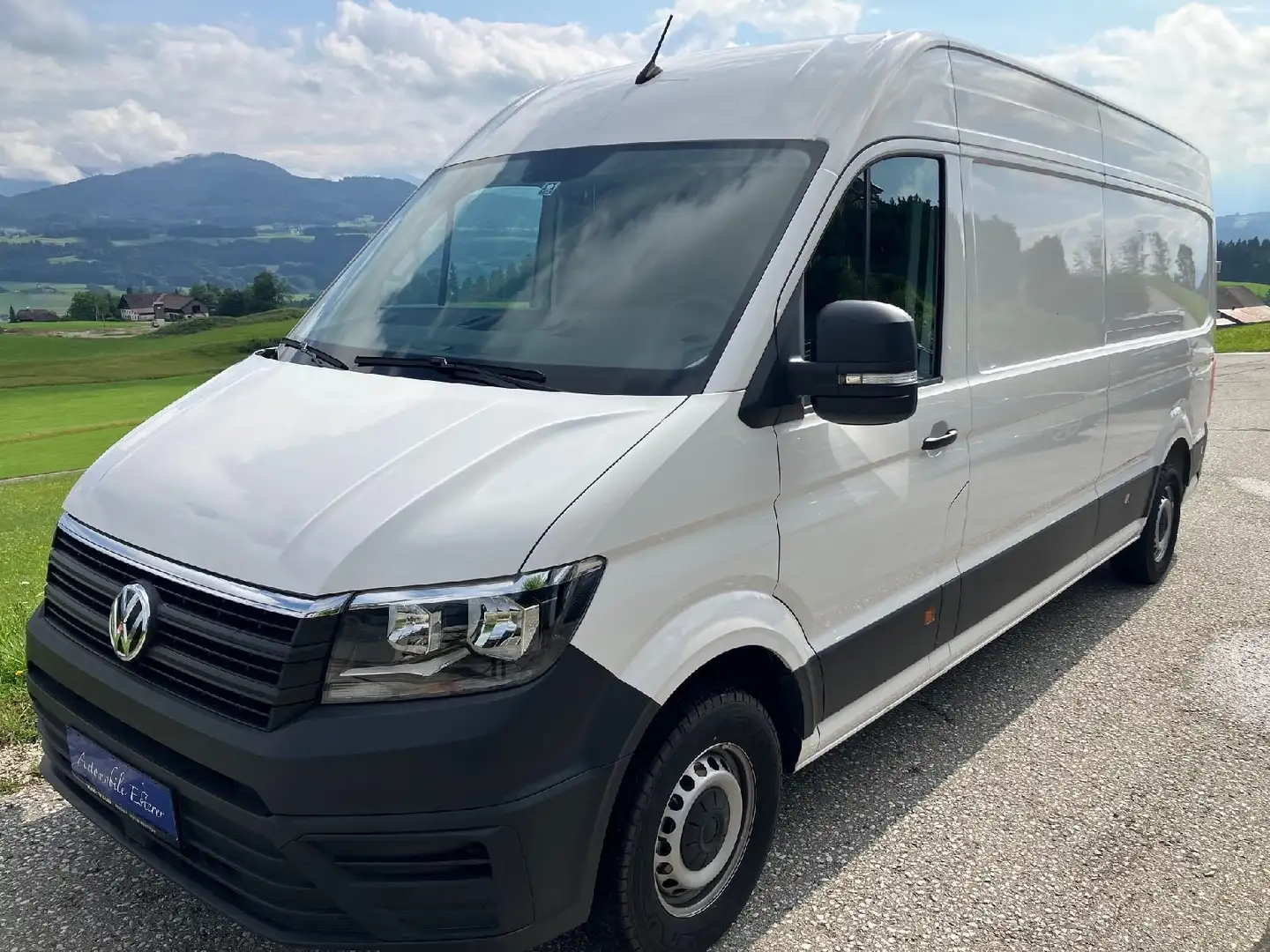 Volkswagen Crafter 35 Kasten LR L4H3 2,0-I TDI, netto 27.500,-- Weiß - 1