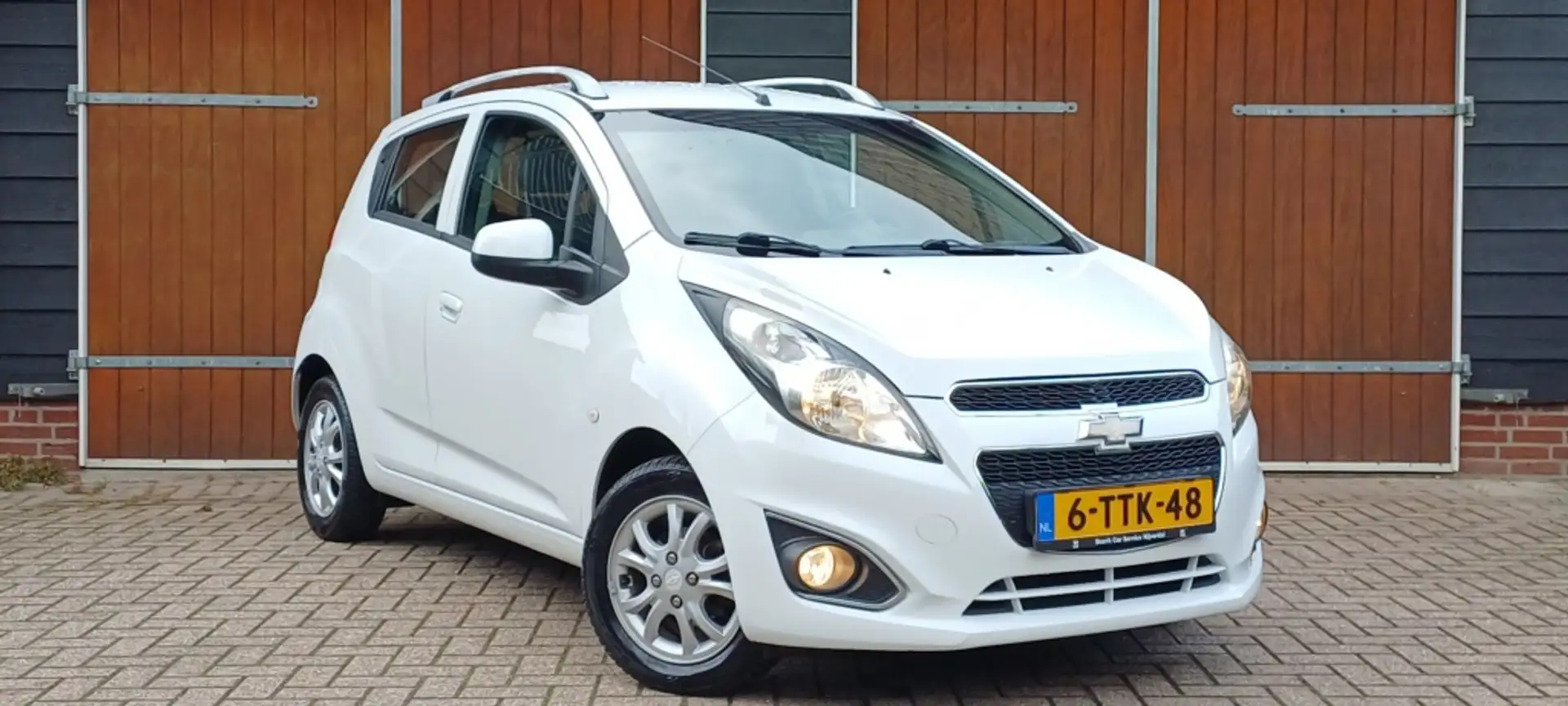 Chevrolet Spark 1.0 16V LT+, Bluetooth, NAP, Airco, All seasonband Fehér - 1