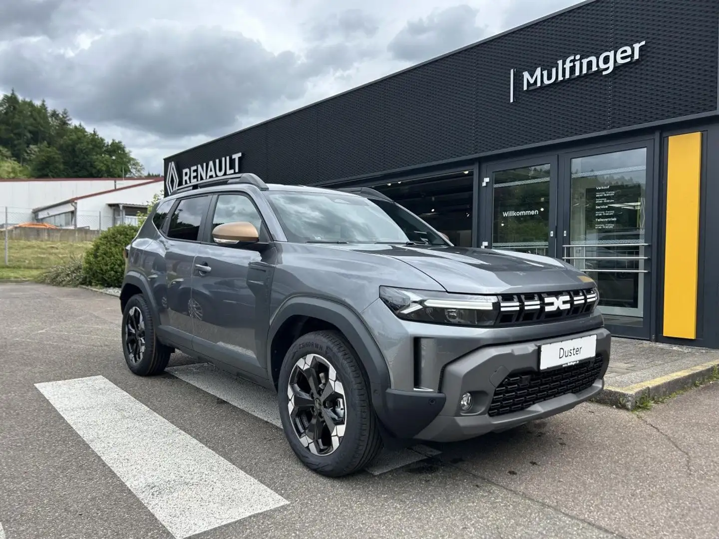 Dacia Duster Extreme+ HYBRID 140 SHZ NAVI KAMERA Klima Grau - 2
