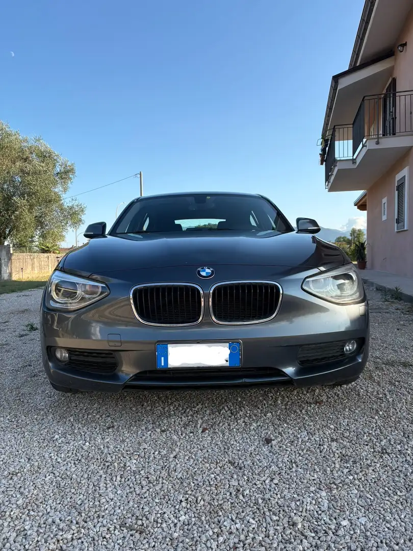 BMW 116 116d 5p Unique Grigio - 1