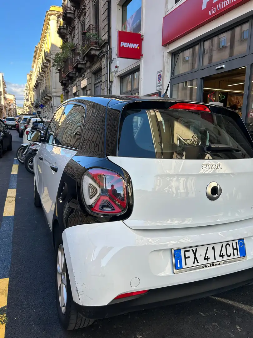 smart forFour Forfour II 2015 1.0 Youngster 71cv my18 Bianco - 2