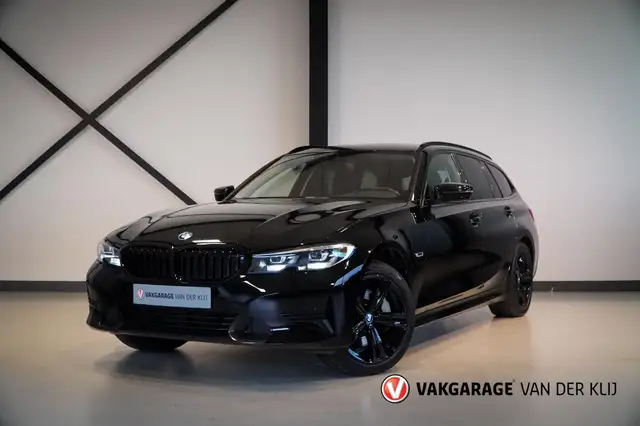 BMW 330 3-serie Touring 330e xDrive Sport Line | Camera |