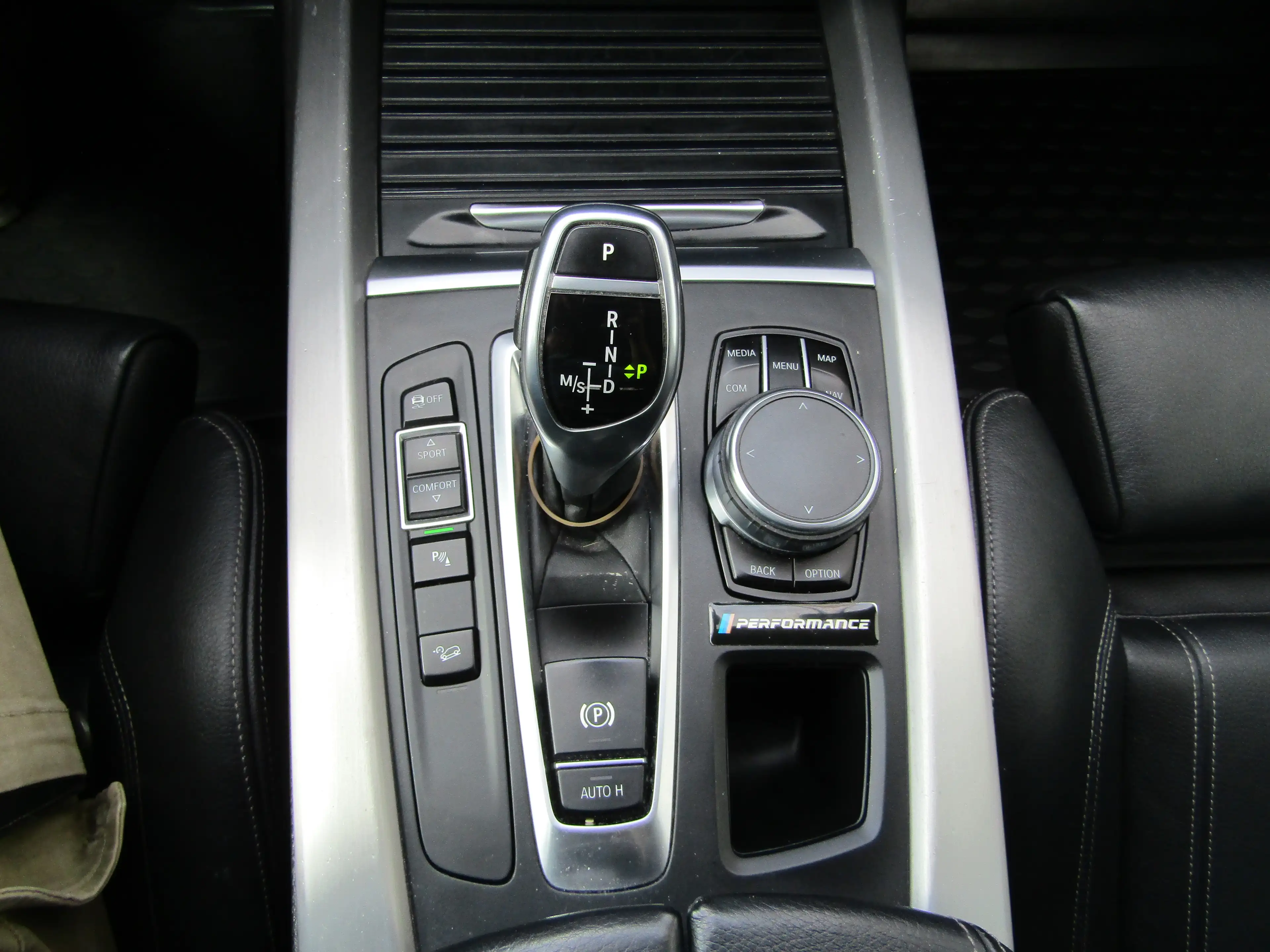 BMW X5 xDrive 30 d, 8 Fach Bereifung, Top Ausstattung, Panoramadach, — photo 15