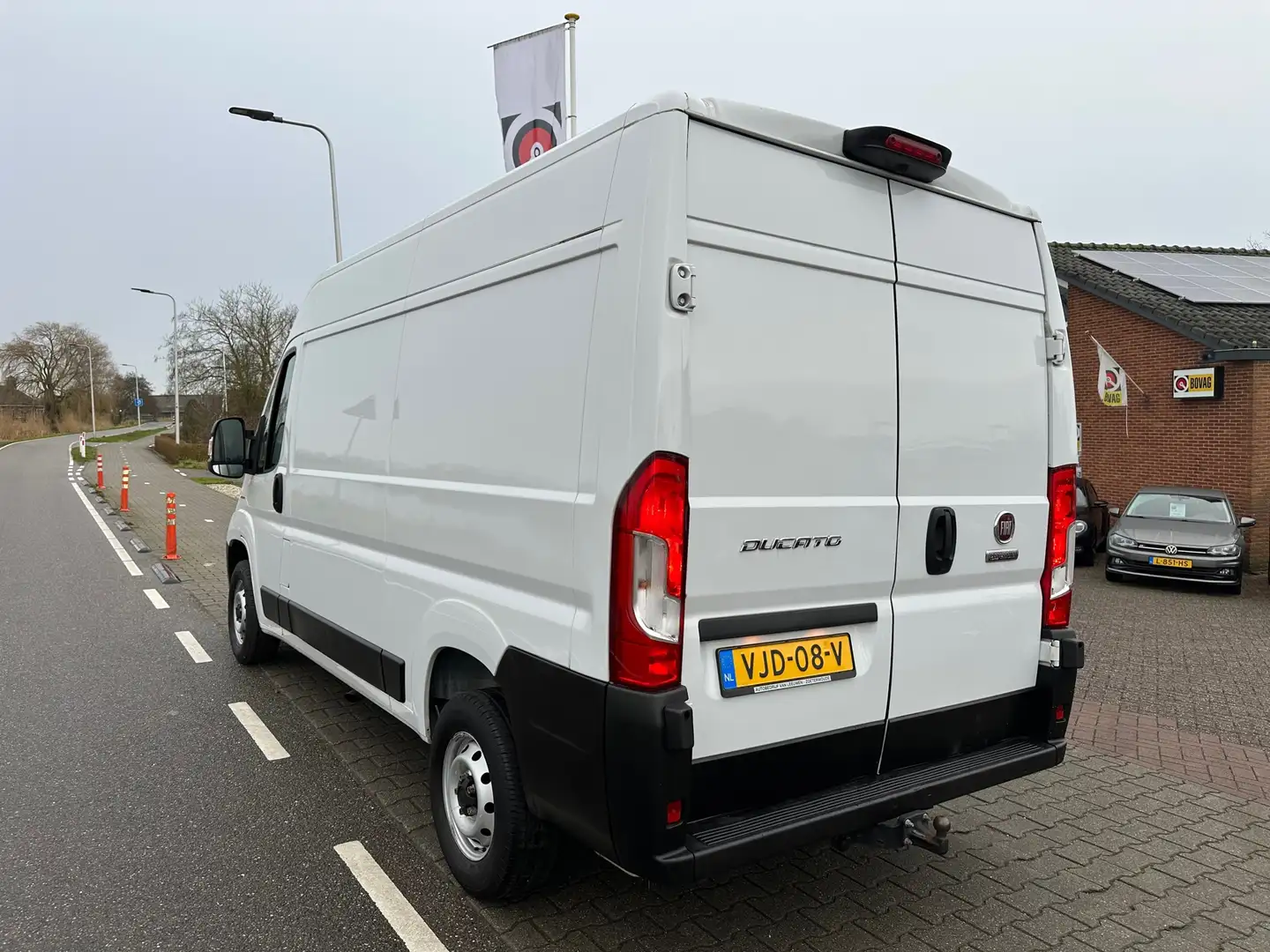 Fiat Ducato 30 2.3 MultiJet L2H2 Camera, Cruisecontrol, Blueto Wit - 2