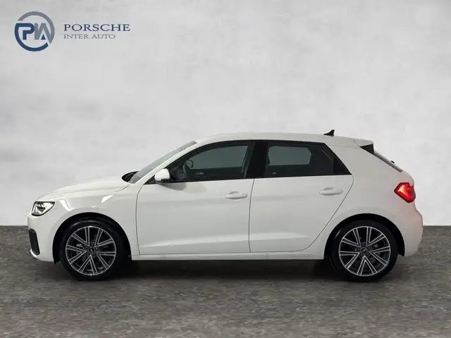 Audi A1 view 3