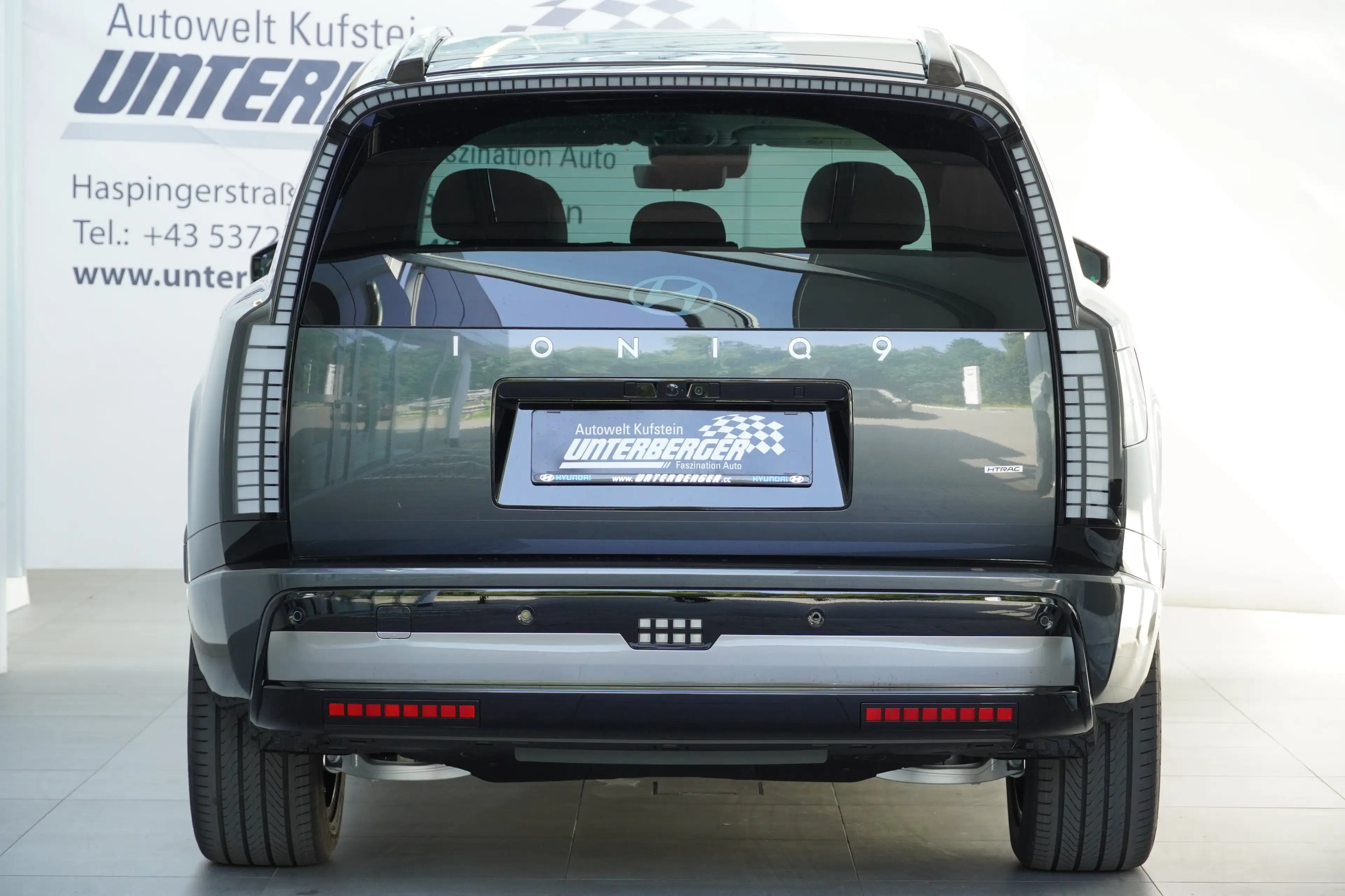 Hyundai IONIQ 9 Calligraphy 110 kWh 4WD, abzüglich Superbonus — photo 11