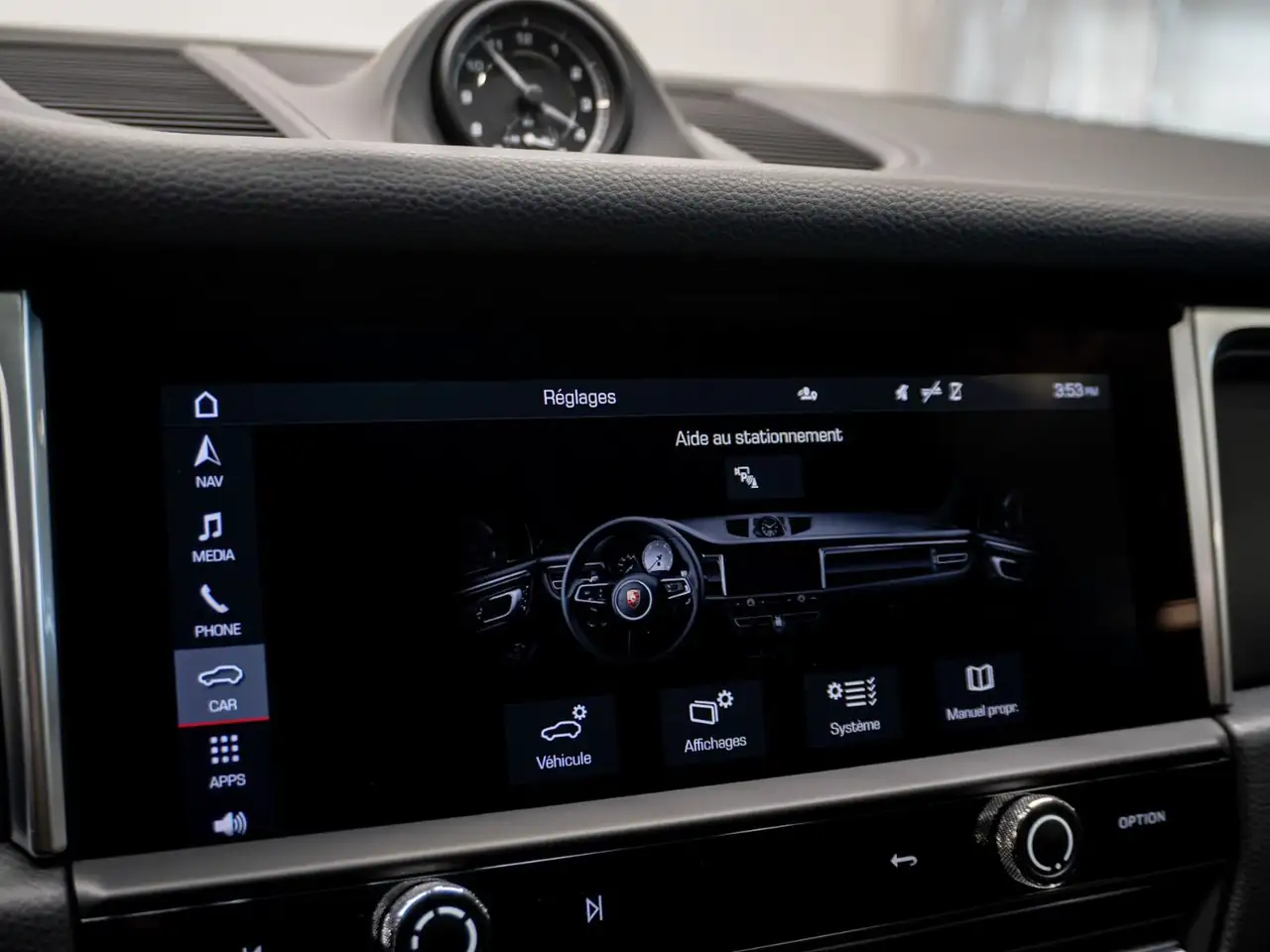 Porsche Macan снимка Porsche Macan
