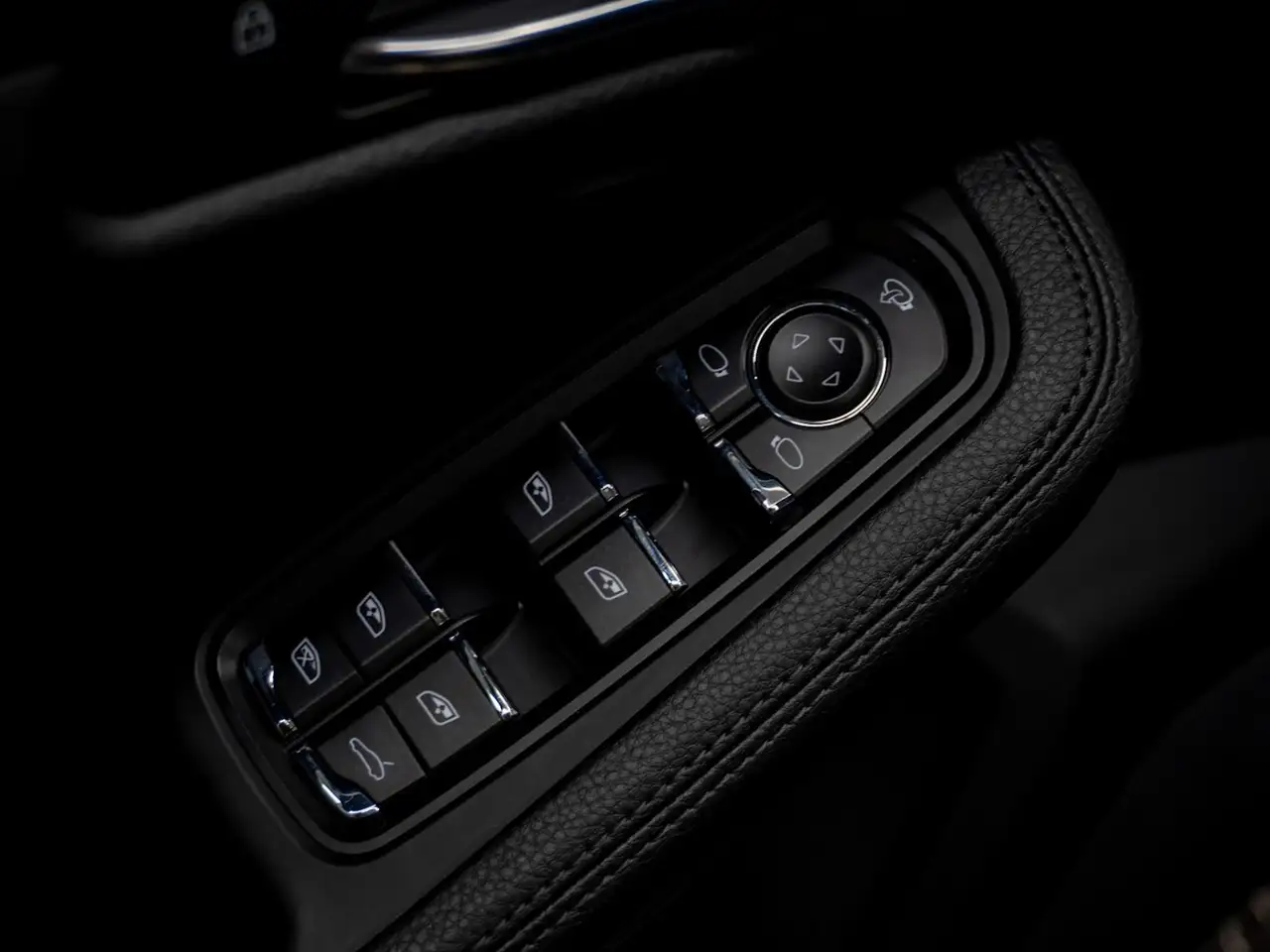 Porsche Macan снимка Porsche Macan