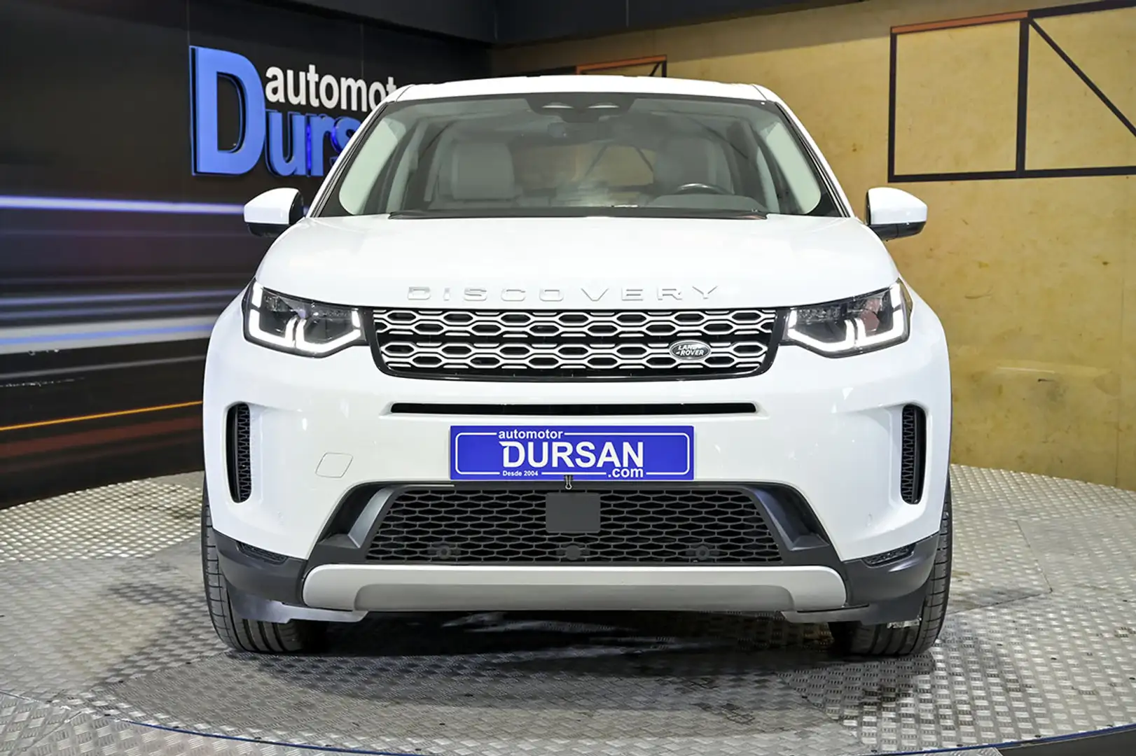 Land Rover Discovery Sport 2.0D TD4 MHEV SE AWD Auto 163 - 2