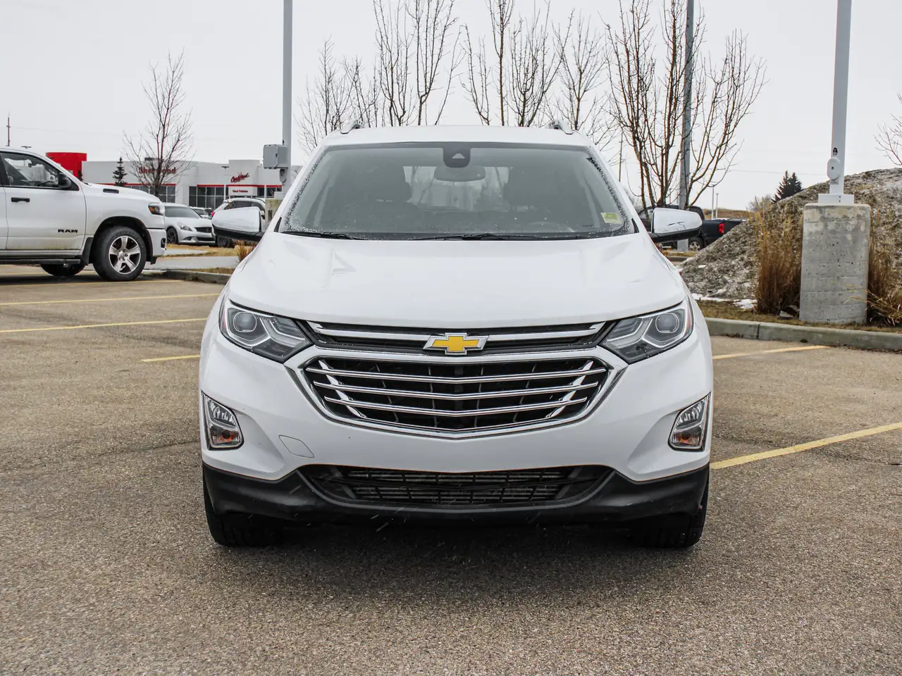 Chevrolet Equinox снимка Chevrolet Equinox