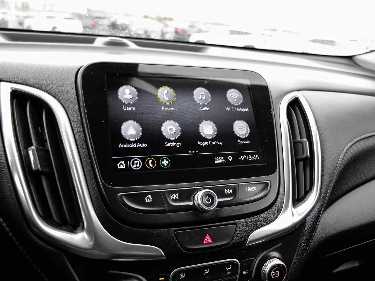 Chevrolet Equinox снимка Chevrolet Equinox