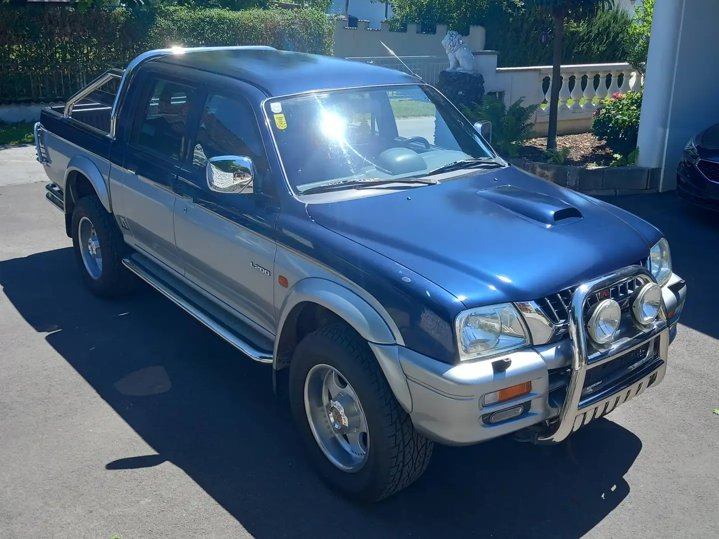 Mitsubishi L200 4 WD TD GLS Blau - 2