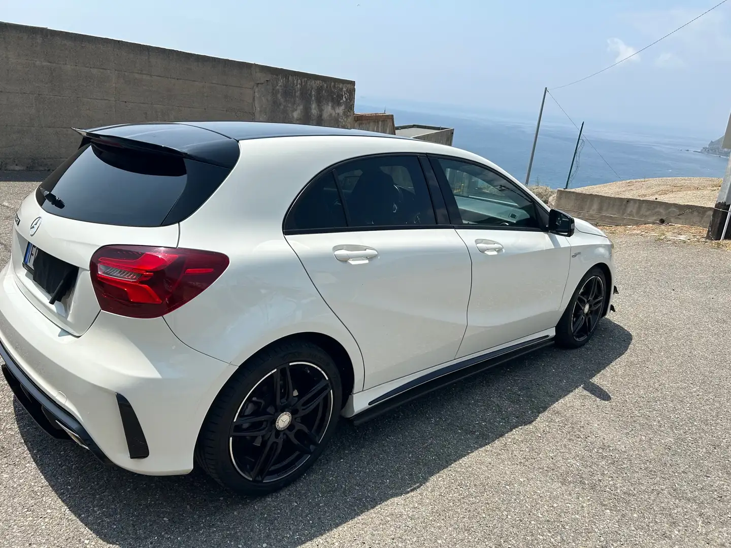 Mercedes-Benz A 180 d Premium my16 Bianco - 2