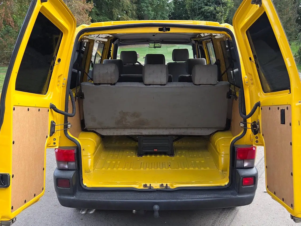 Volkswagen T4 Caravelle Caravelle T4 TDI 7DC2Y2, foto 1