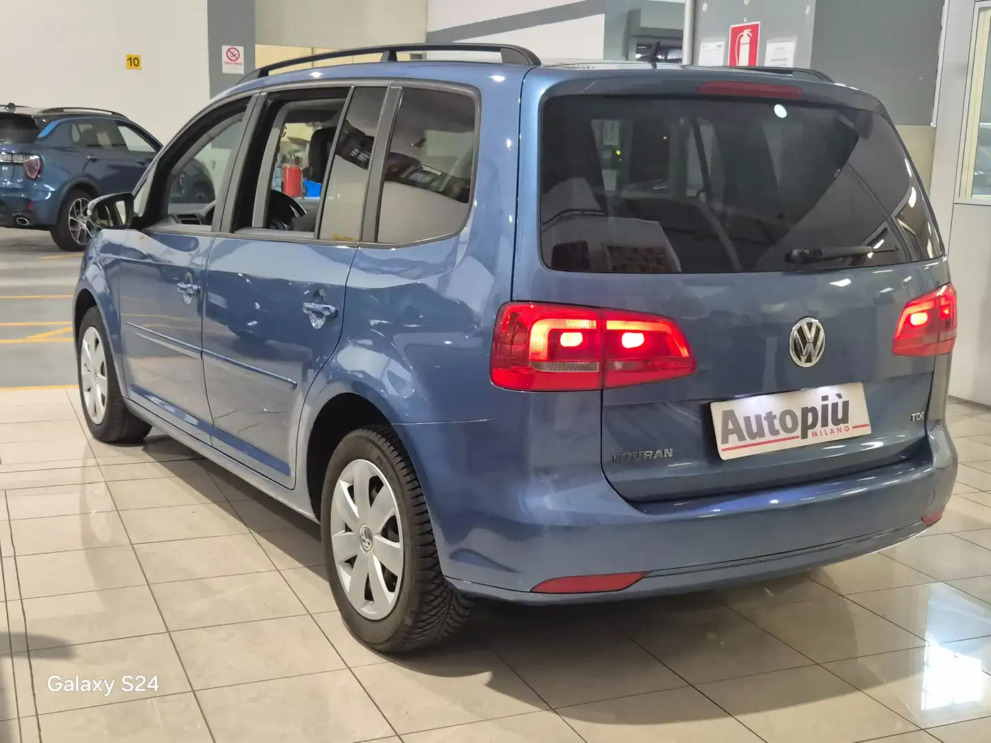 Volkswagen Touran Touran 1.6 tdi Comfortline Business dsg 7 posti Blu/Azzurro - 2