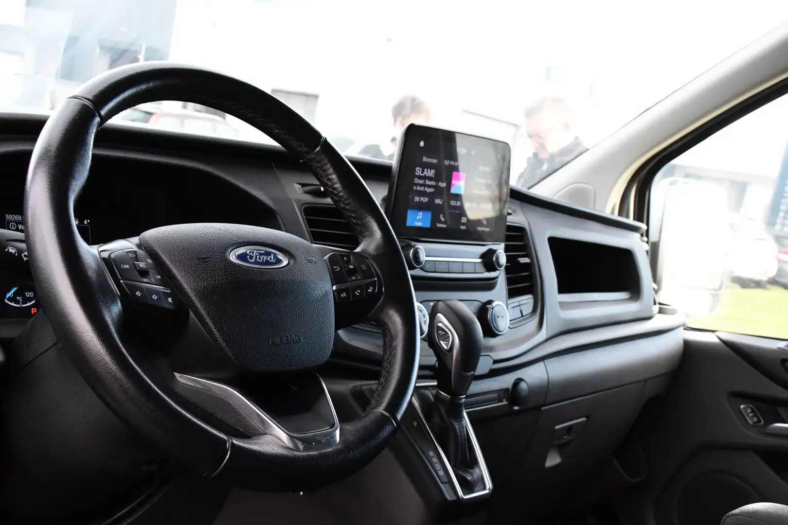 Ford Transit Custom 280 2.0 TDCI L1H1 PB Edition Camera, Cruise, Carpl Silber - 2