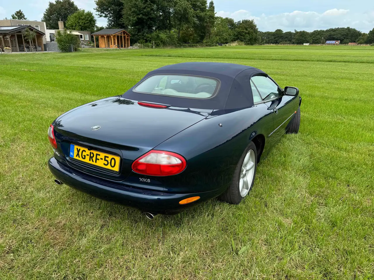 Jaguar XK8, foto 6