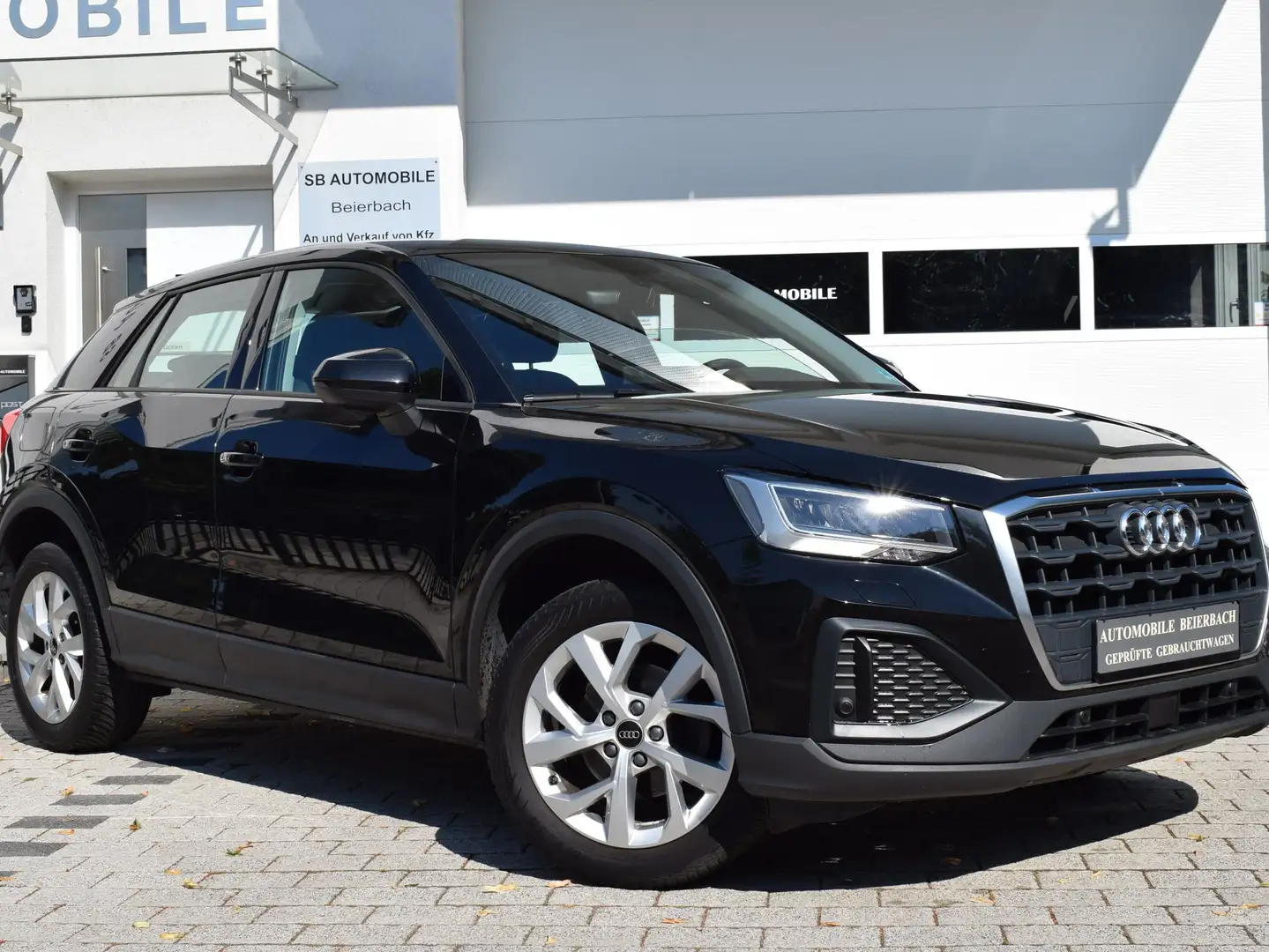 Audi Q2 30 TFSI Navi/Cam/Temp/WinterP/Led/ALU Noir - 1