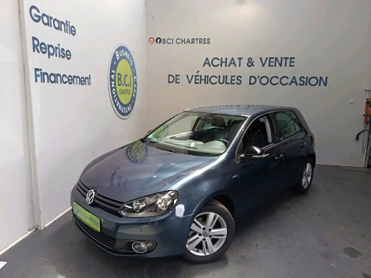 Volkswagen Golf VI 1.2 TSI 85CH MATCH 5P Bleu - 1