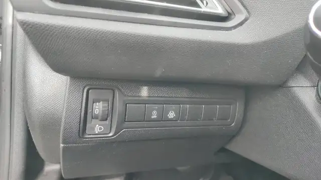 Peugeot 308 view 13