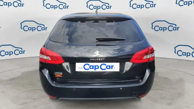Peugeot 308 view 3