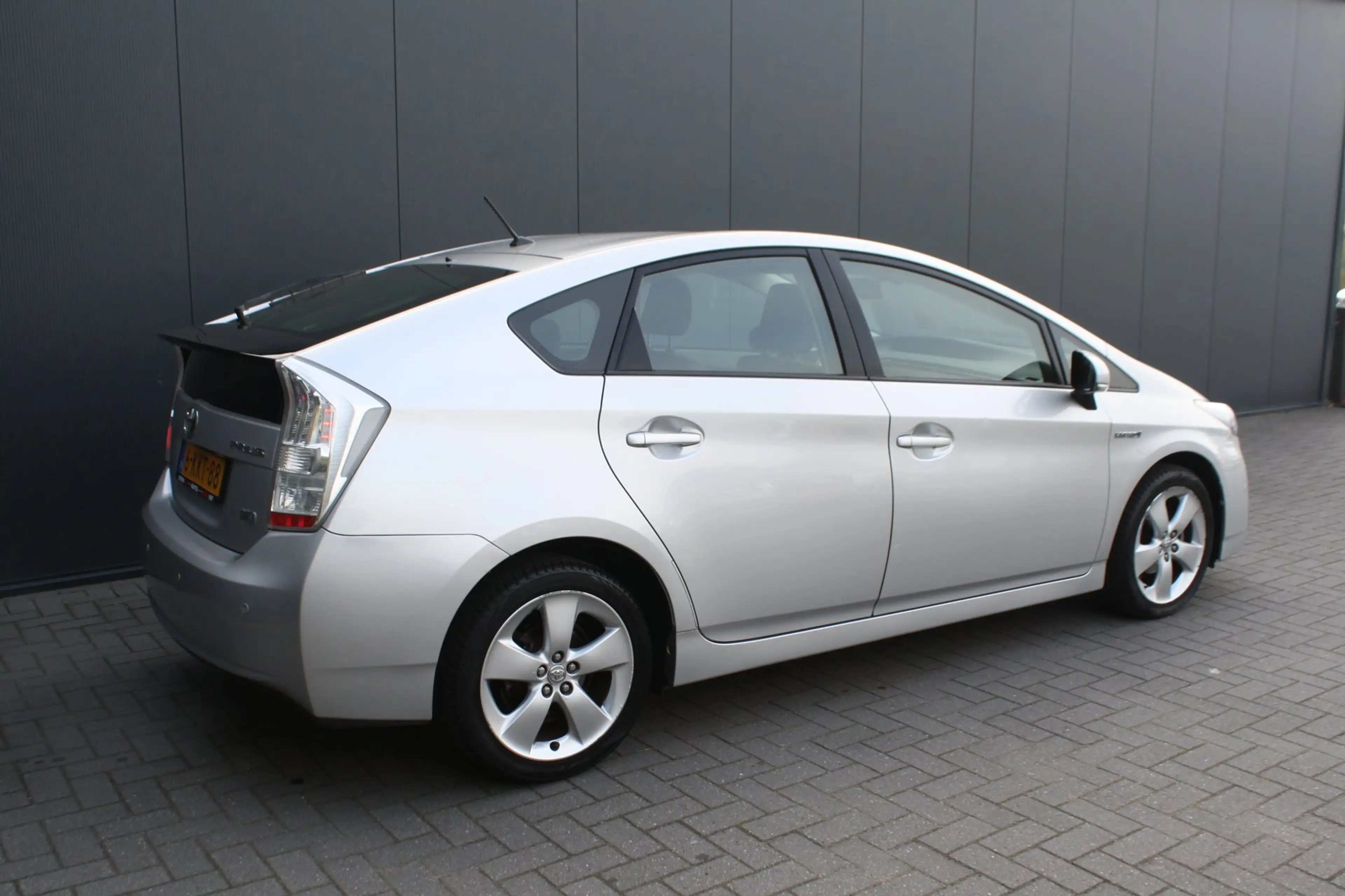 Toyota Prius 1.8 Dynamic - NAVIGATIE - CAMERA - 2x PDC — photo 12