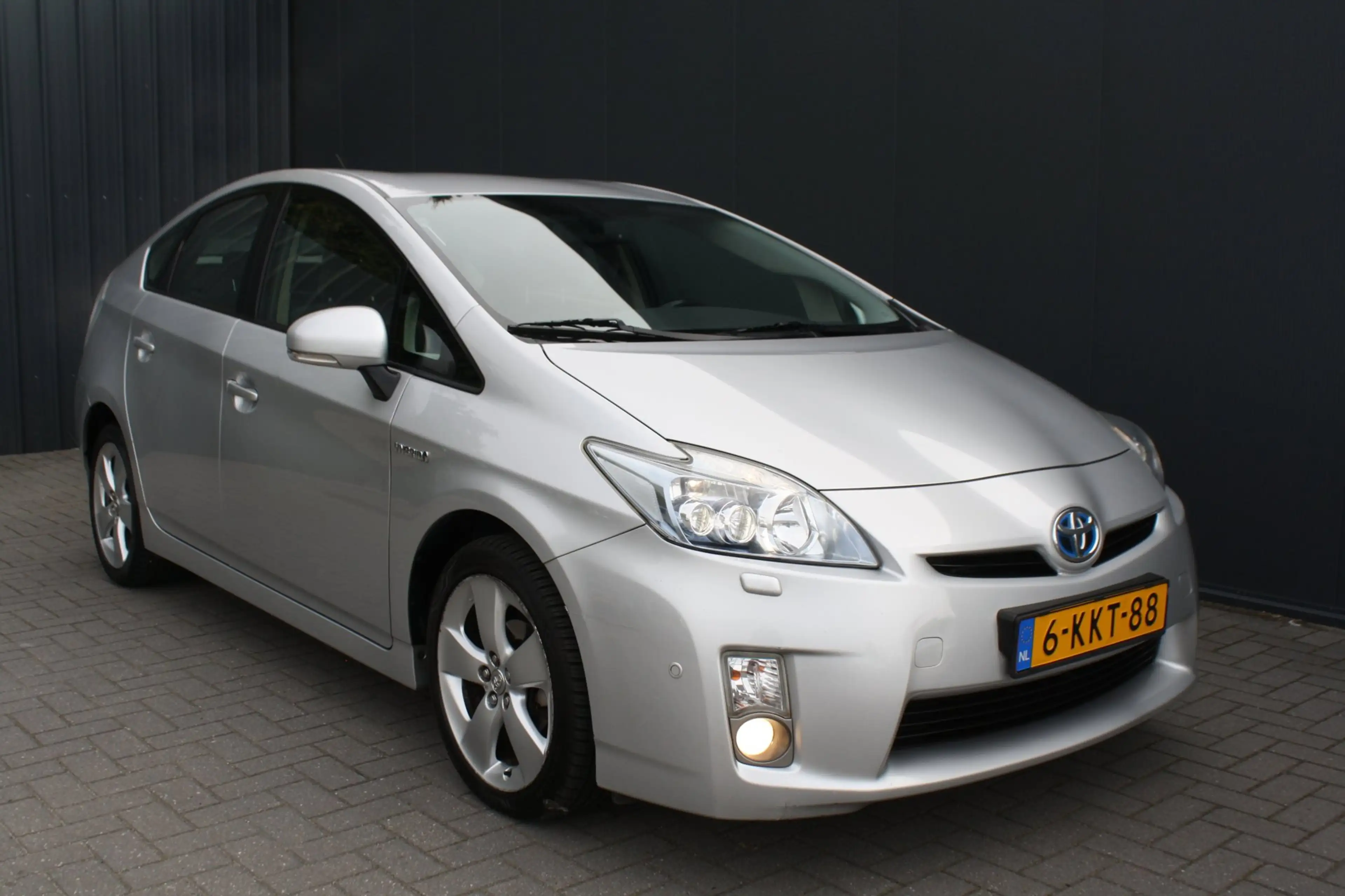 Toyota Prius 1.8 Dynamic - NAVIGATIE - CAMERA - 2x PDC — photo 11