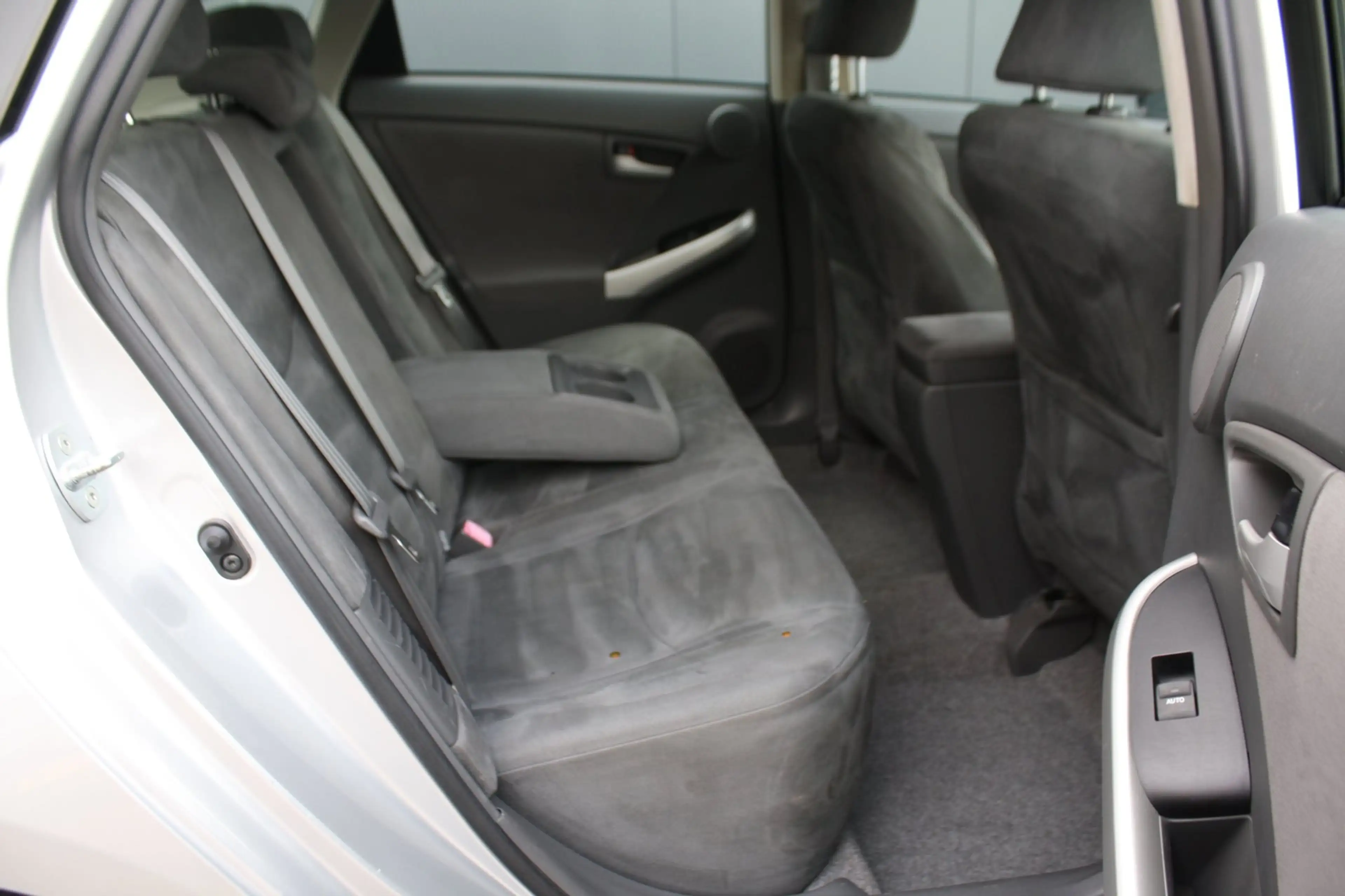 Toyota Prius 1.8 Dynamic - NAVIGATIE - CAMERA - 2x PDC — photo 5