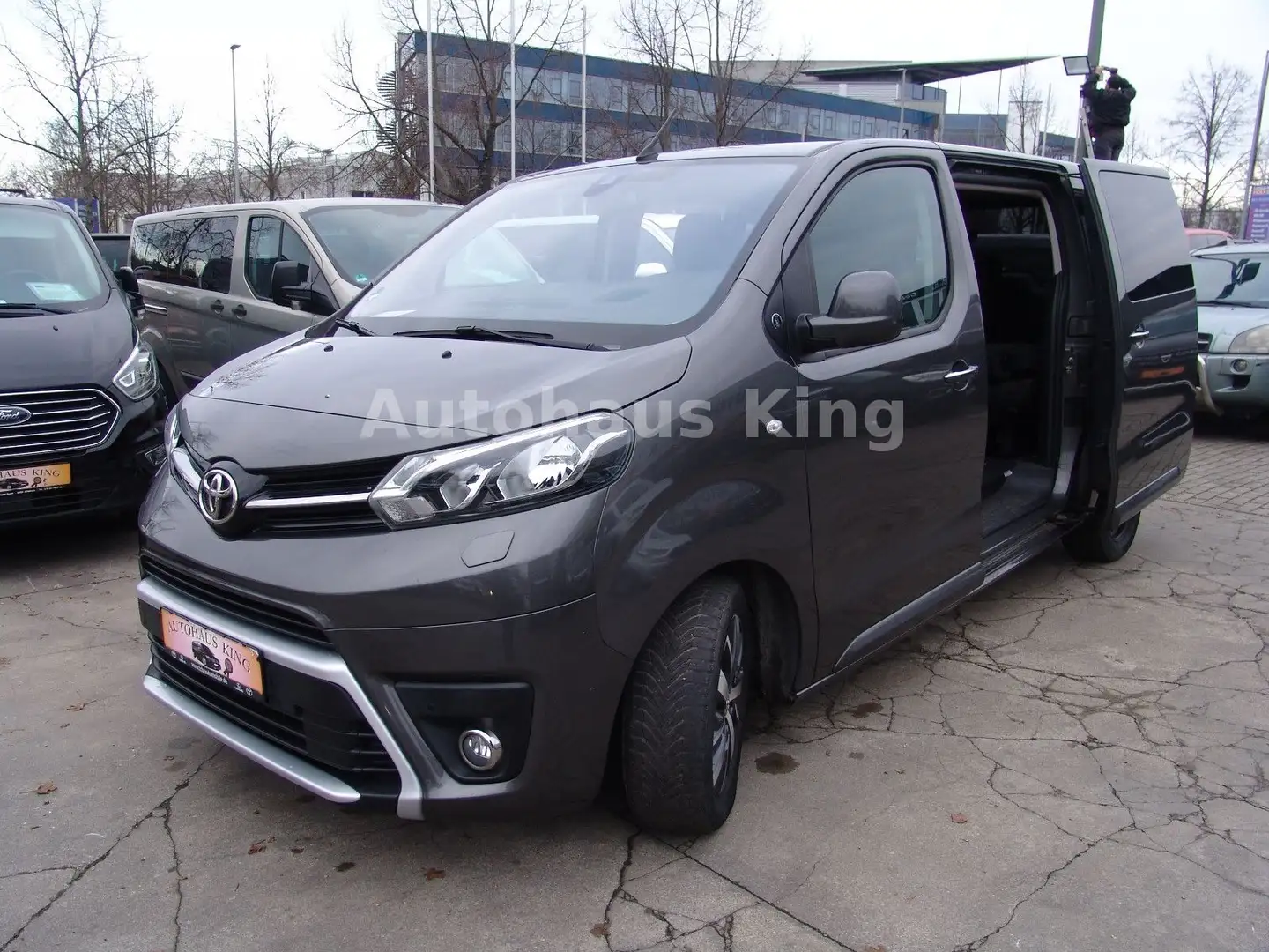Toyota Proace Verso L1 Team Deutschland-NAVI/2Sch.tü Grau - 2